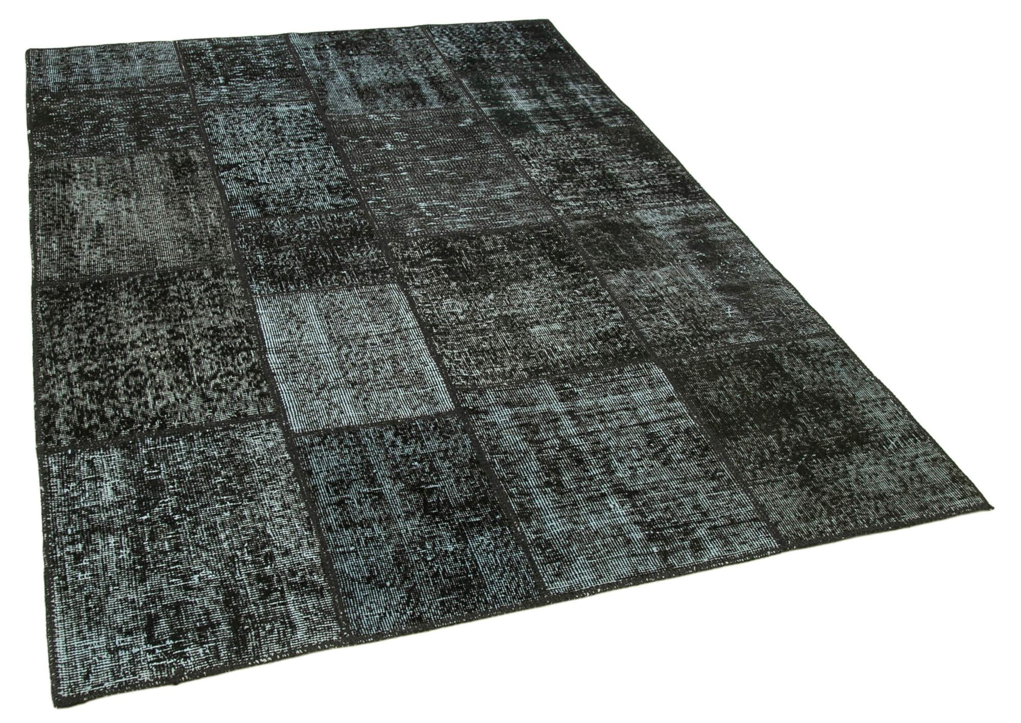 5 x 7 Black Patchwork Rug - 2477