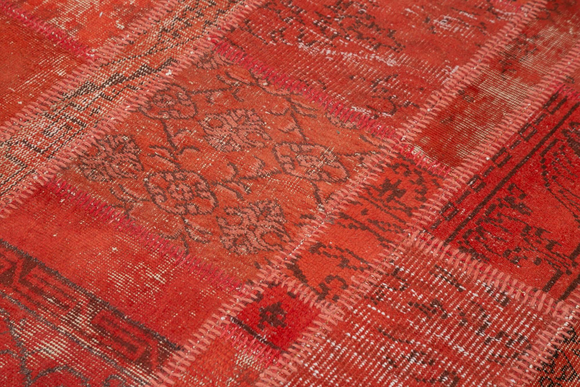 4 x 6 Red Patchwork Rug - 2479