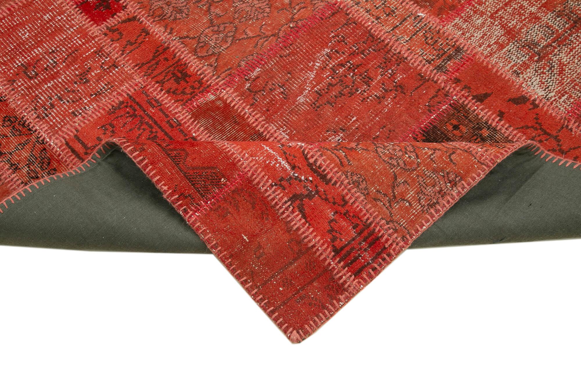 4 x 6 Red Patchwork Rug - 2479