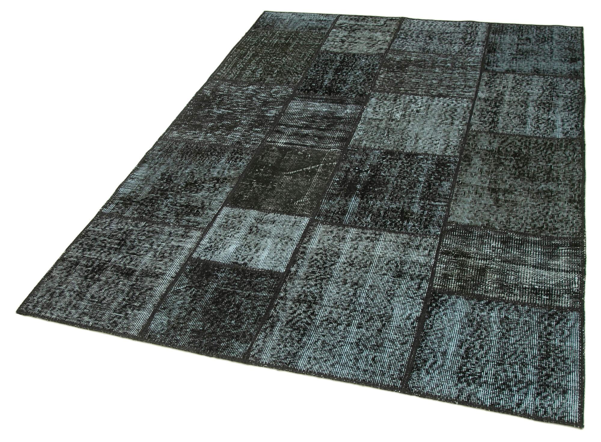 5 x 7 Black Patchwork Rug - 2493