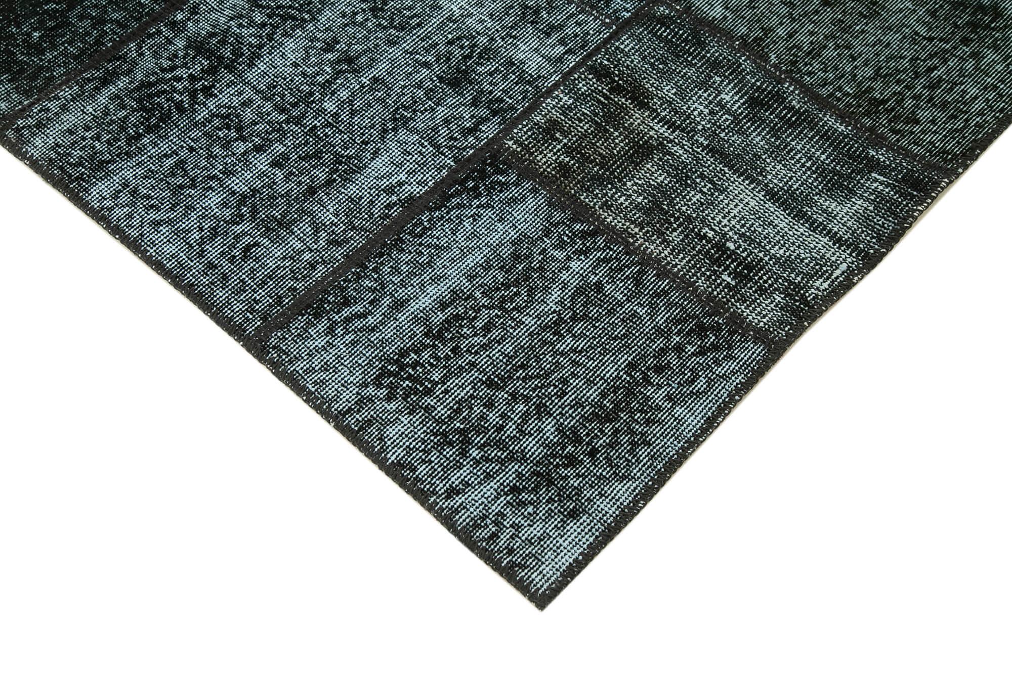 5 x 7 Black Patchwork Rug - 2493