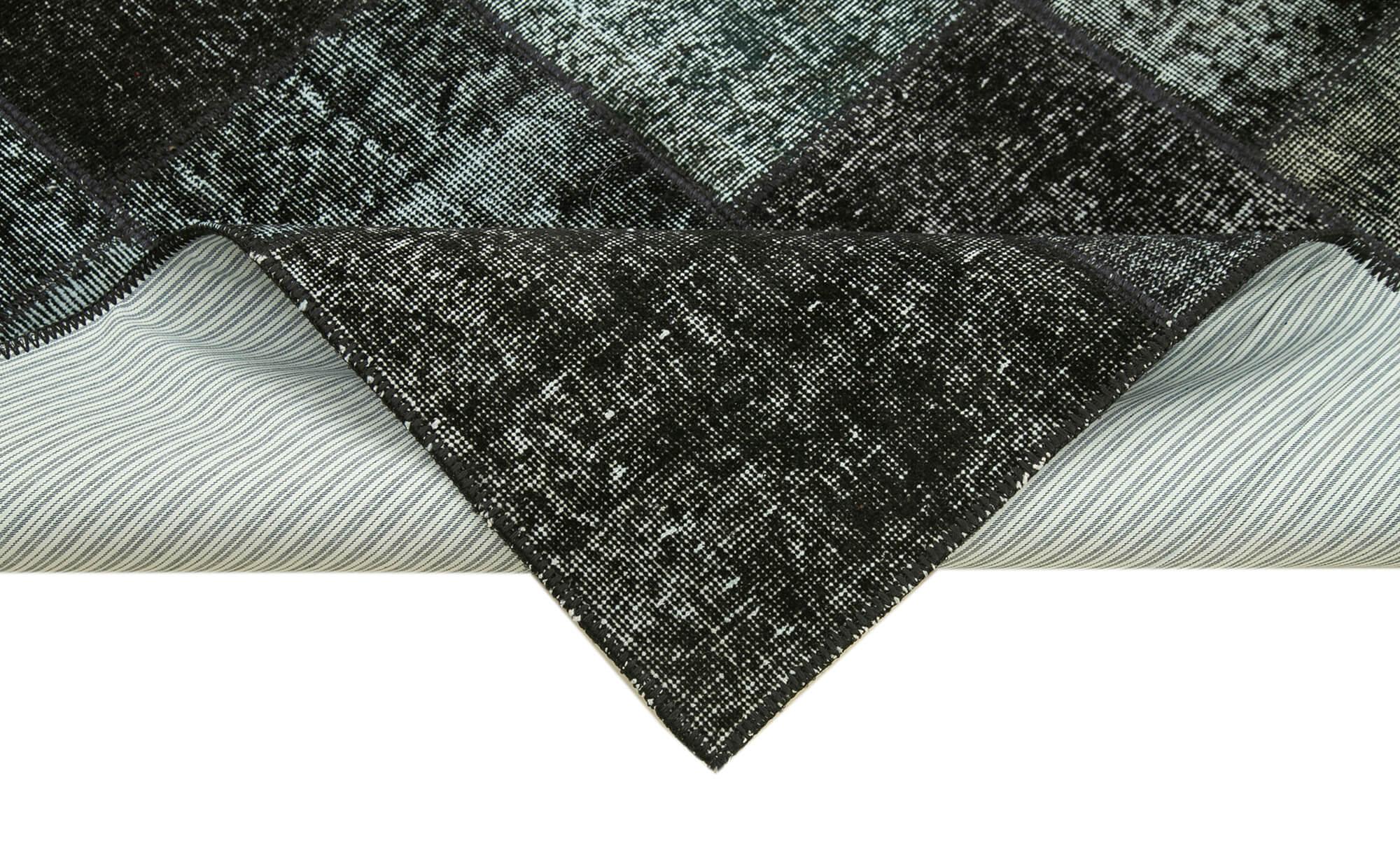 4 x 7 Black Patchwork Rug - 2495