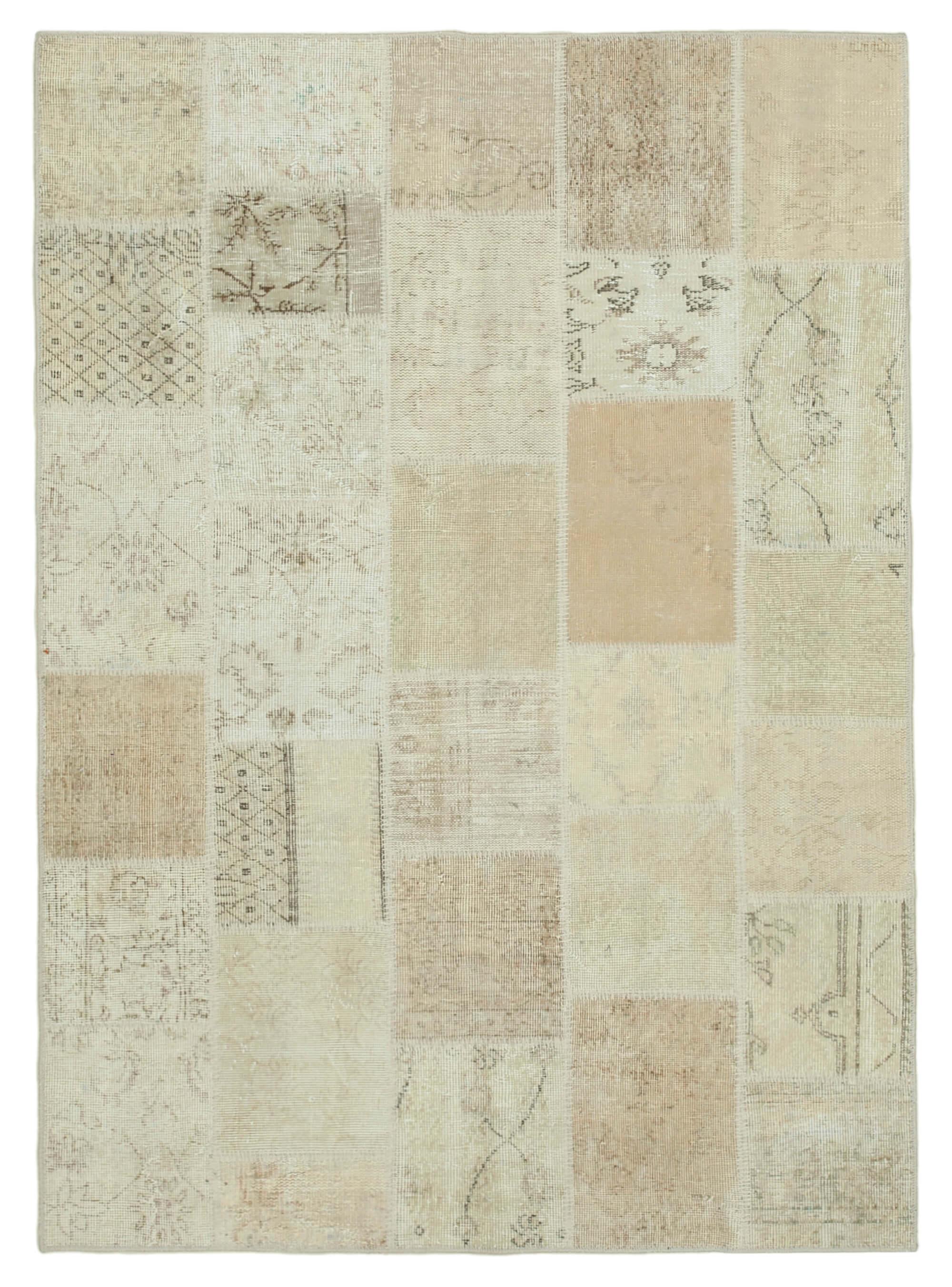 5 x 7 Beige Patchwork Rug - 2507