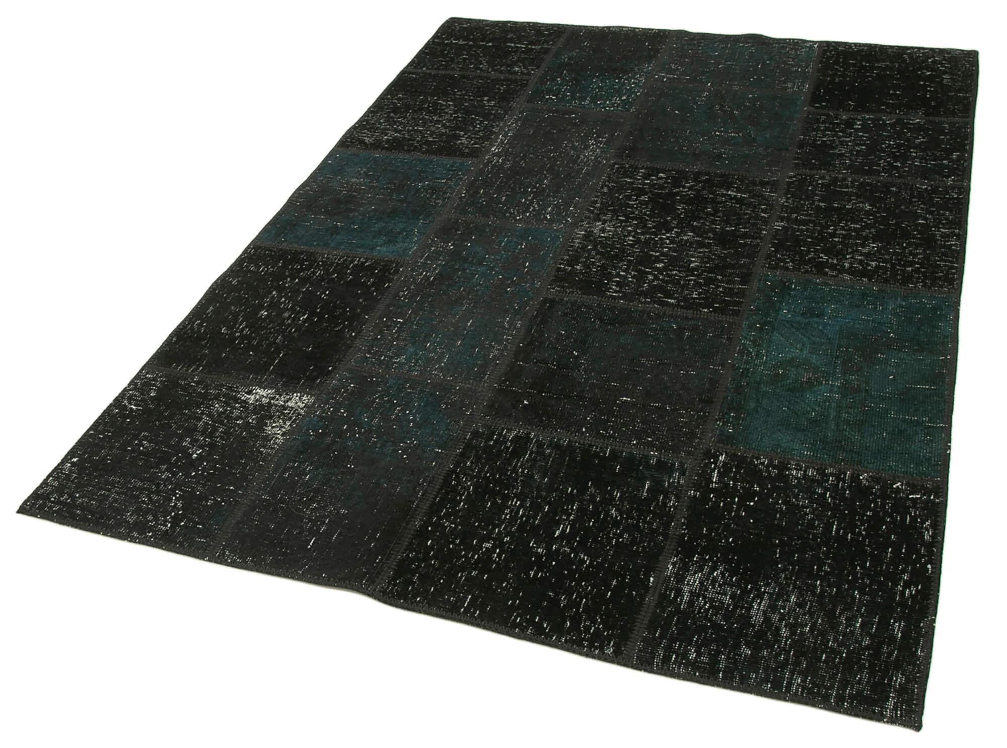 5 x 7 Black Patchwork Rug - 2508