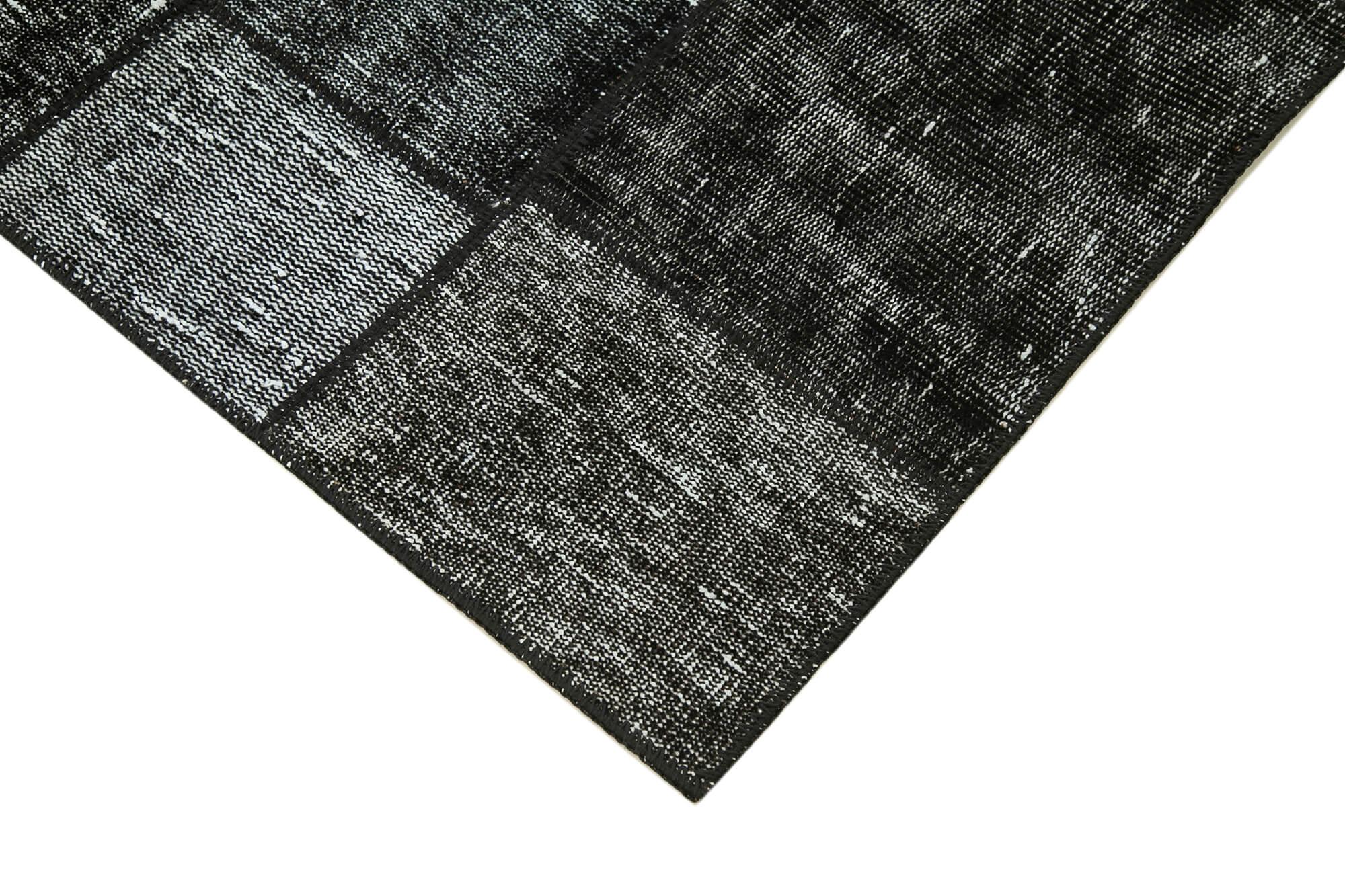 4 x 7 Black Patchwork Rug - 2510