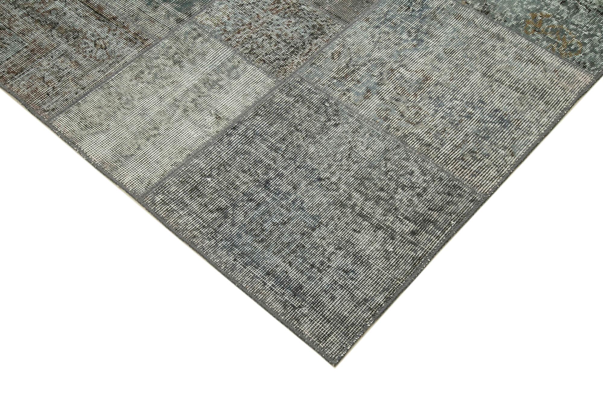 6 x 8 Grey Patchwork Rug - 2551