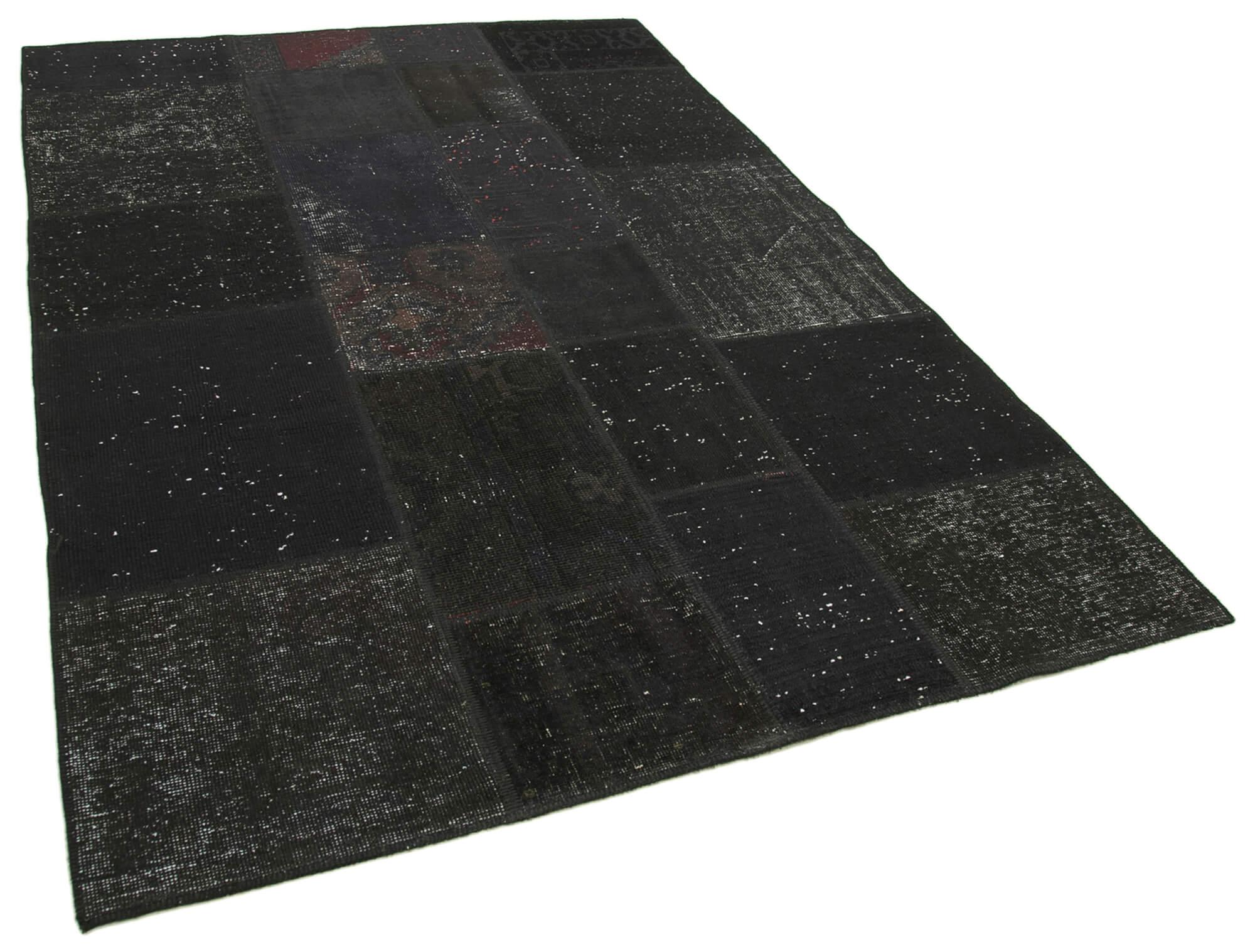 6 x 8 Black Patchwork Rug - 2554