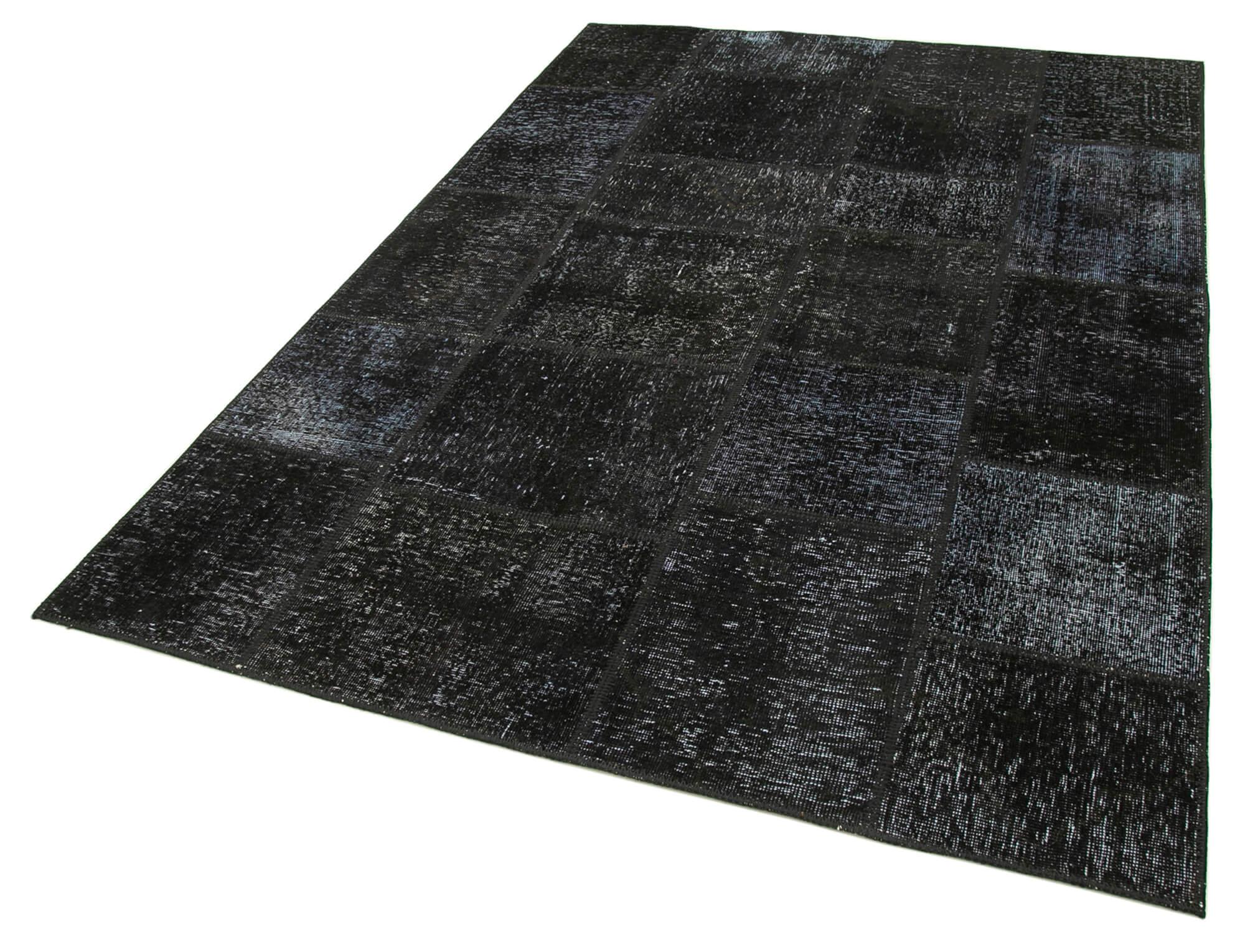 5 x 8 Black Patchwork Rug - 2565