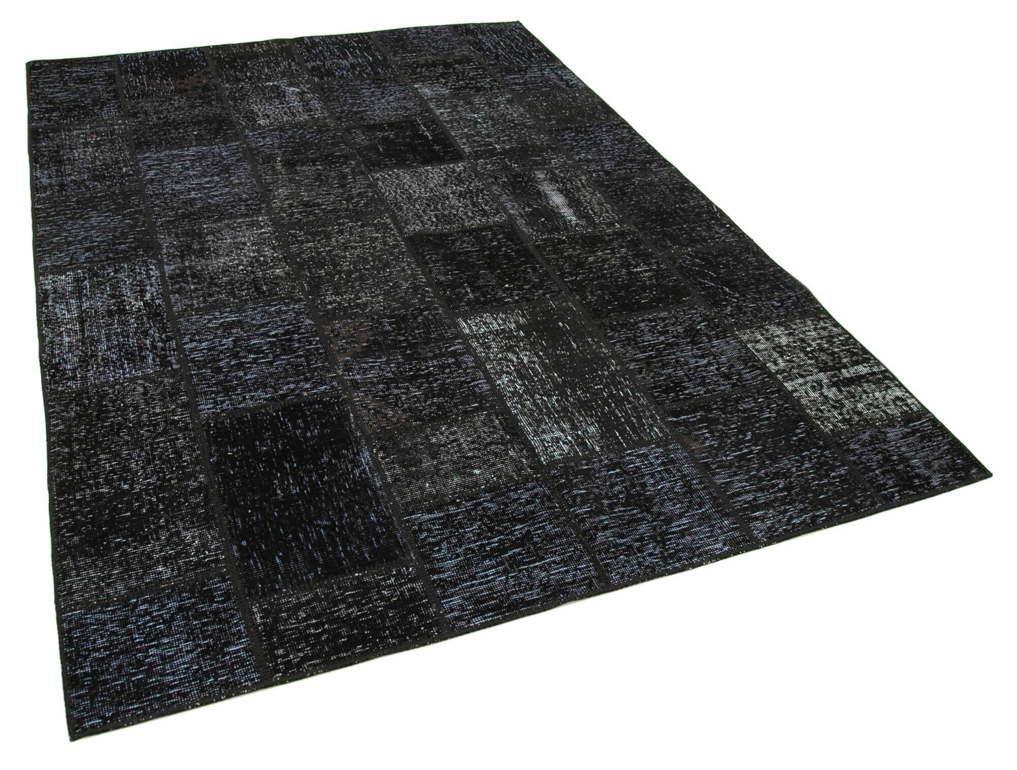 6 x 8 Black Patchwork Rug - 2566