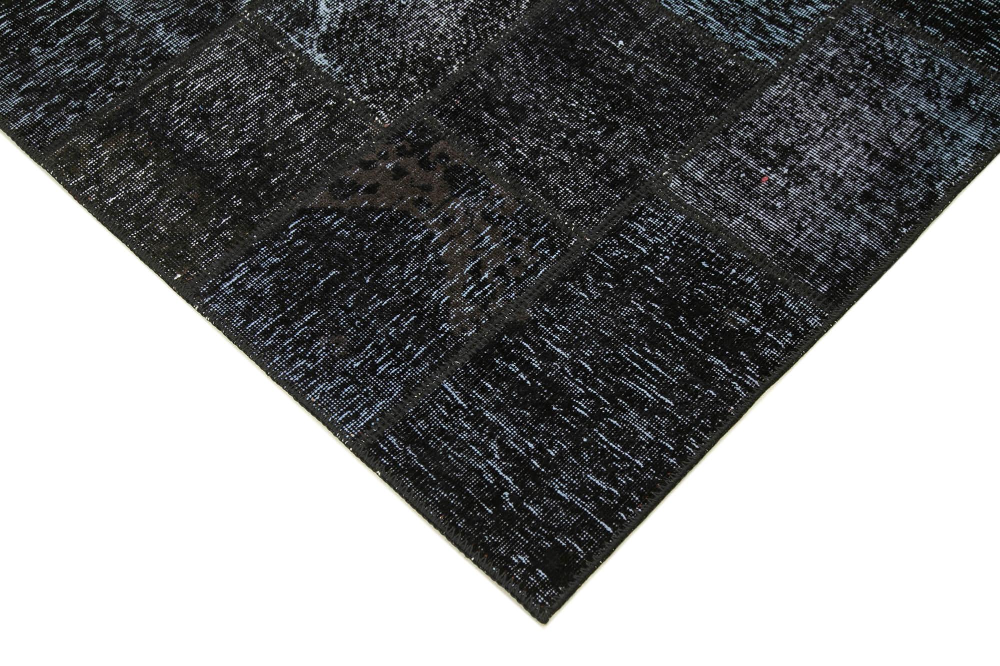 6 x 8 Black Patchwork Rug - 2566