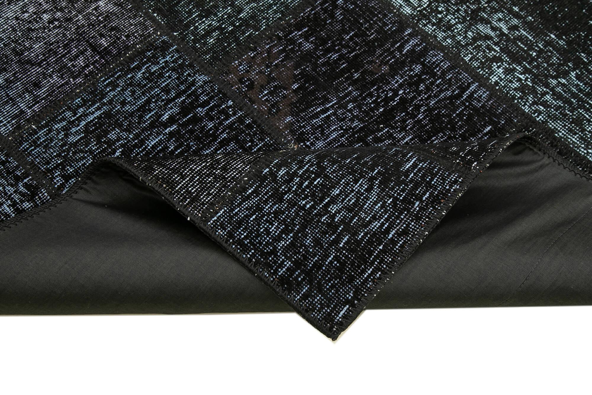 6 x 8 Black Patchwork Rug - 2566