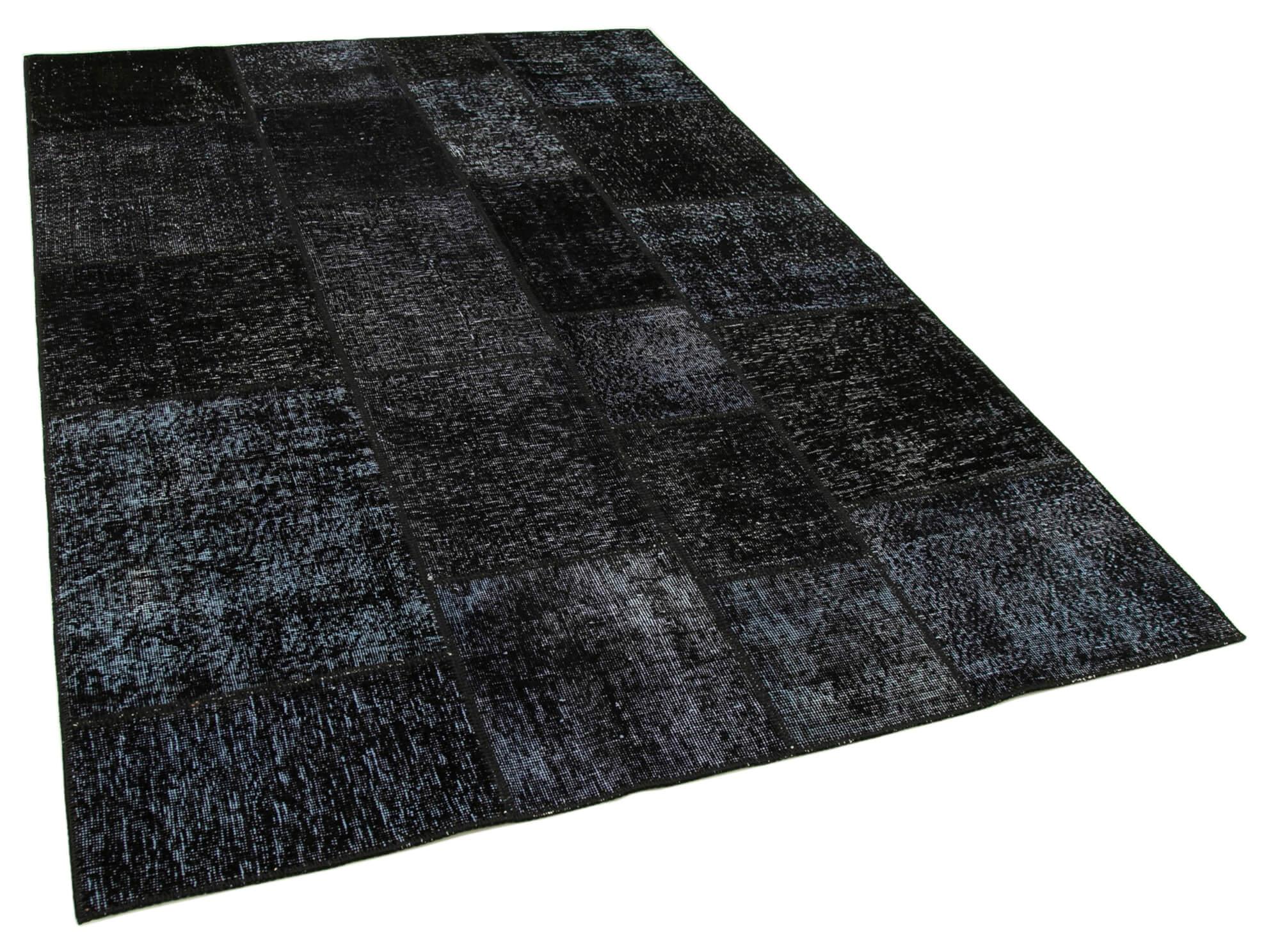 6 x 8 Black Patchwork Rug - 2567