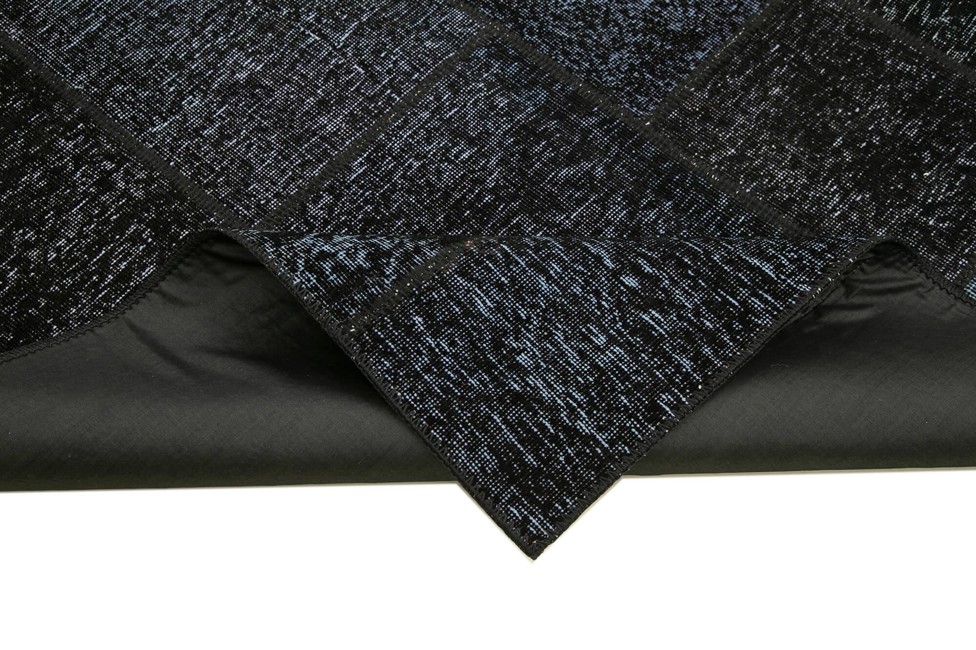 6 x 8 Black Patchwork Rug - 2567