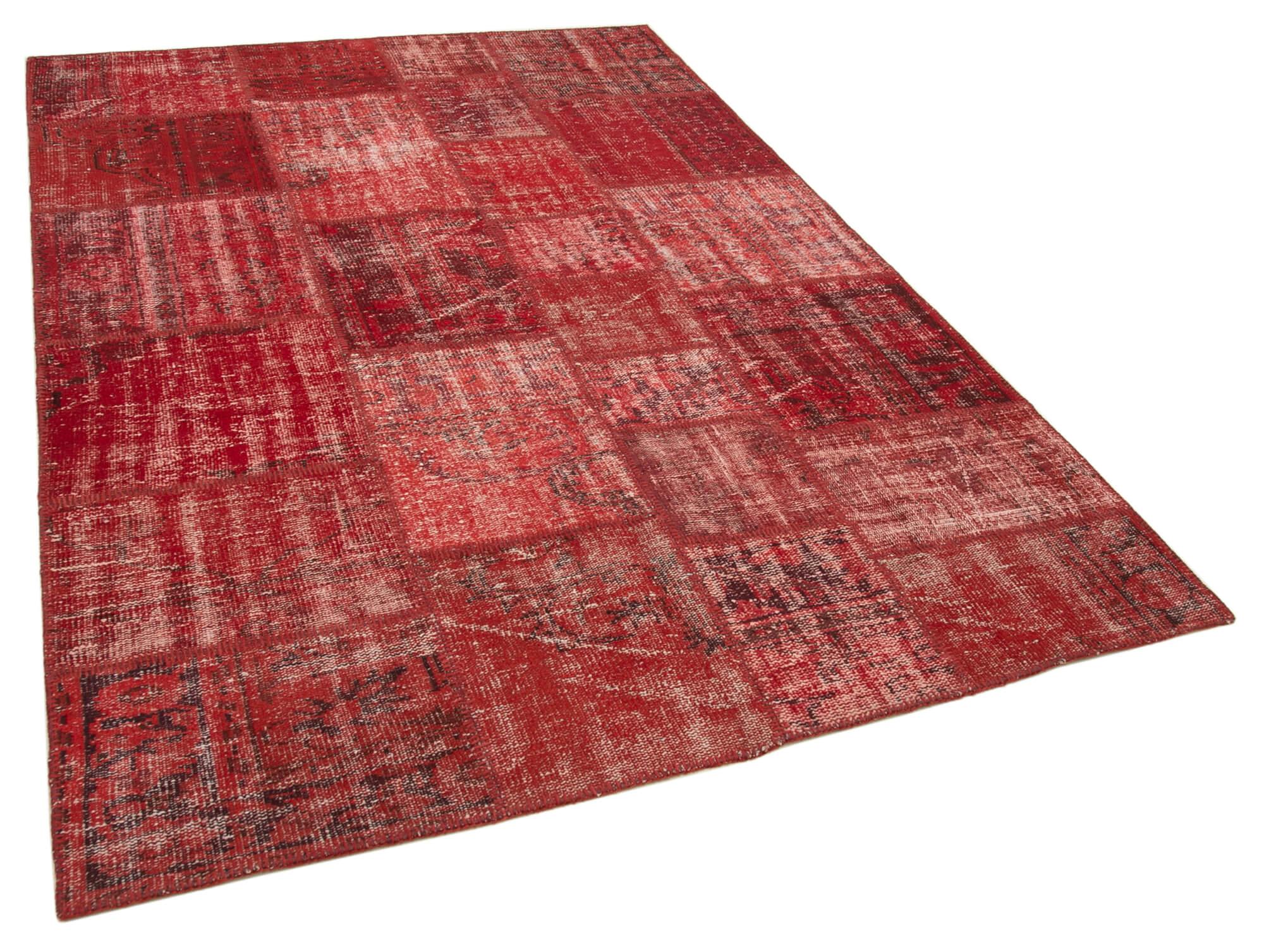 6 x 8 Red Patchwork Rug - 2569