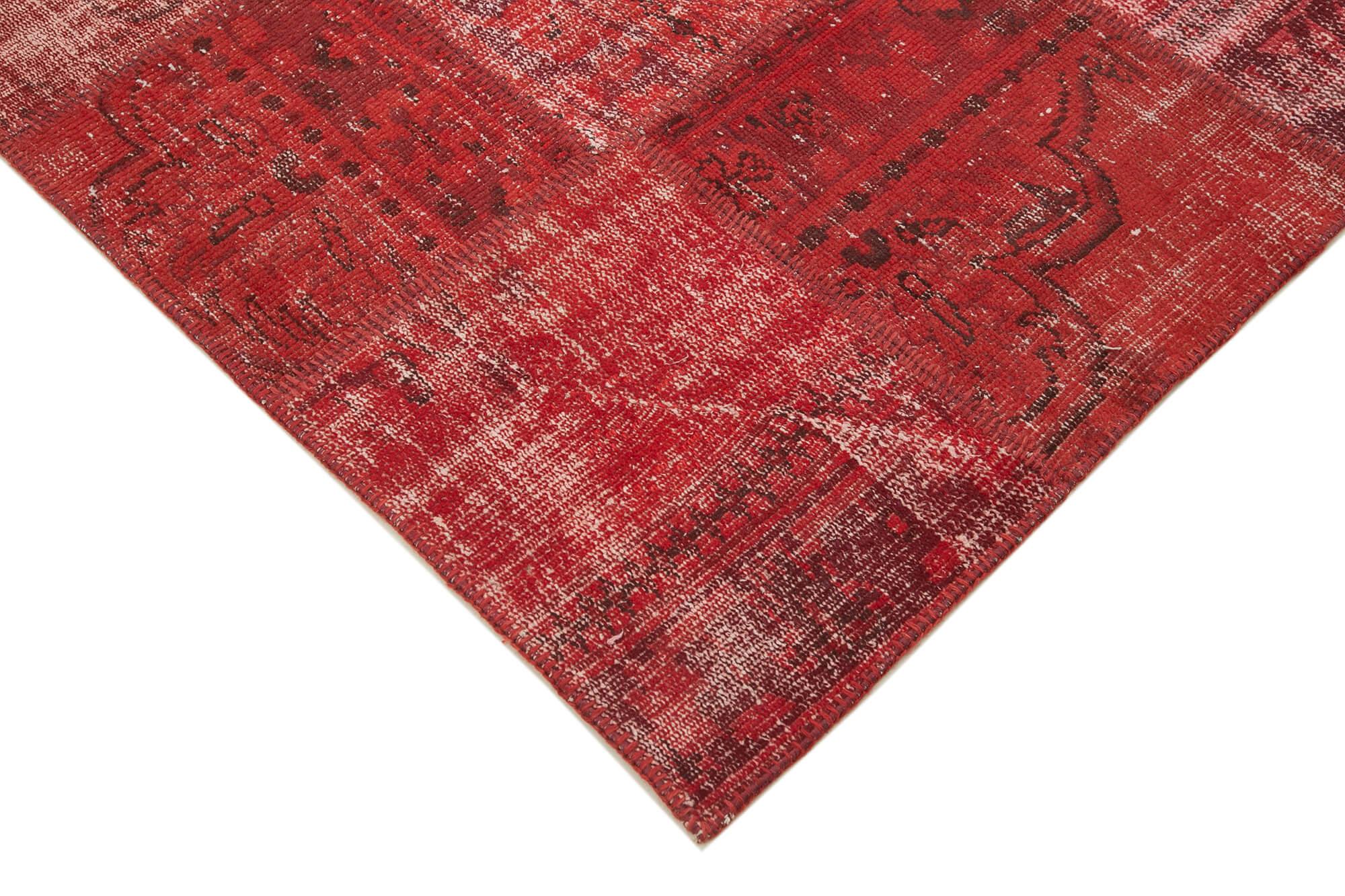 6 x 8 Red Patchwork Rug - 2569