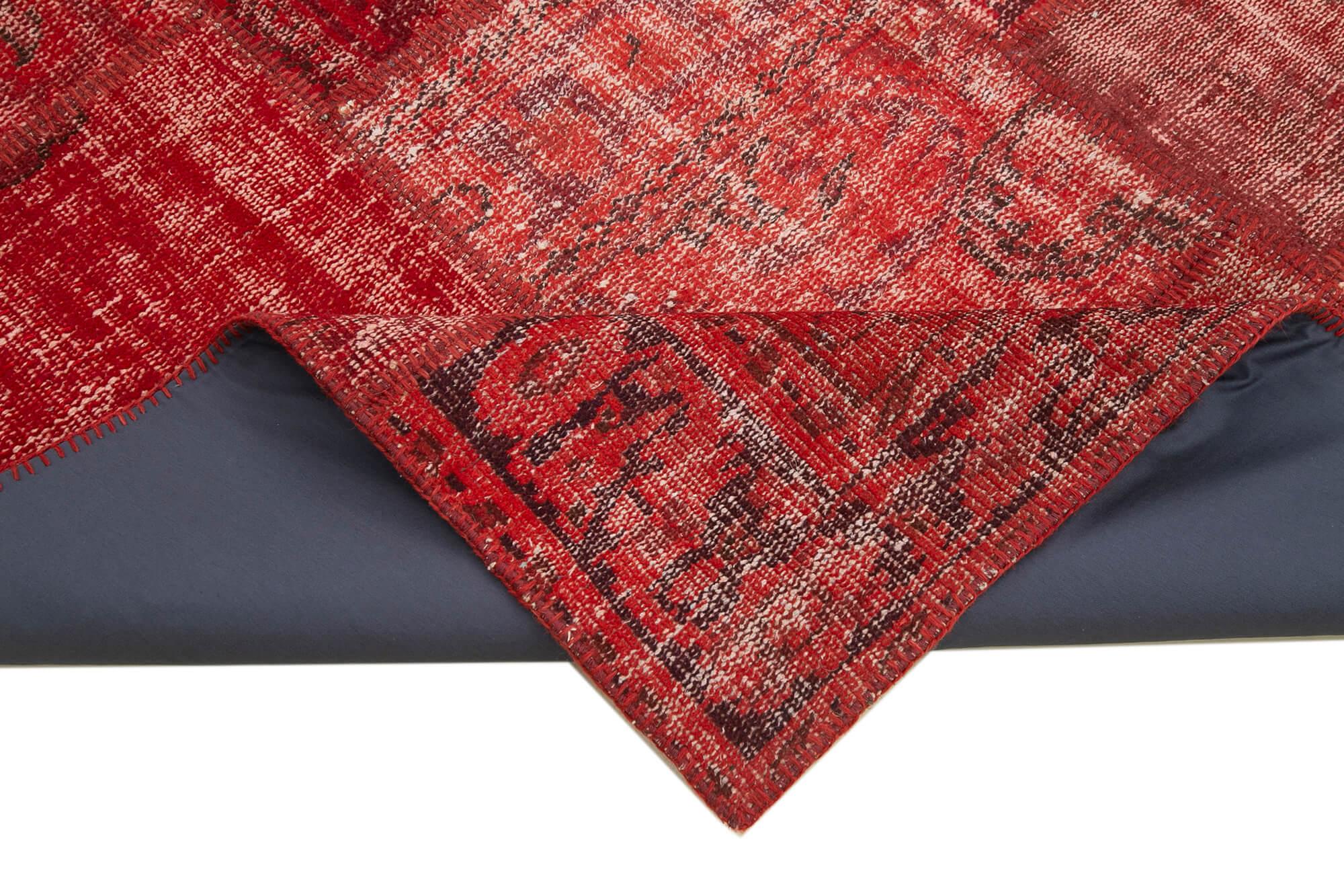 6 x 8 Red Patchwork Rug - 2569