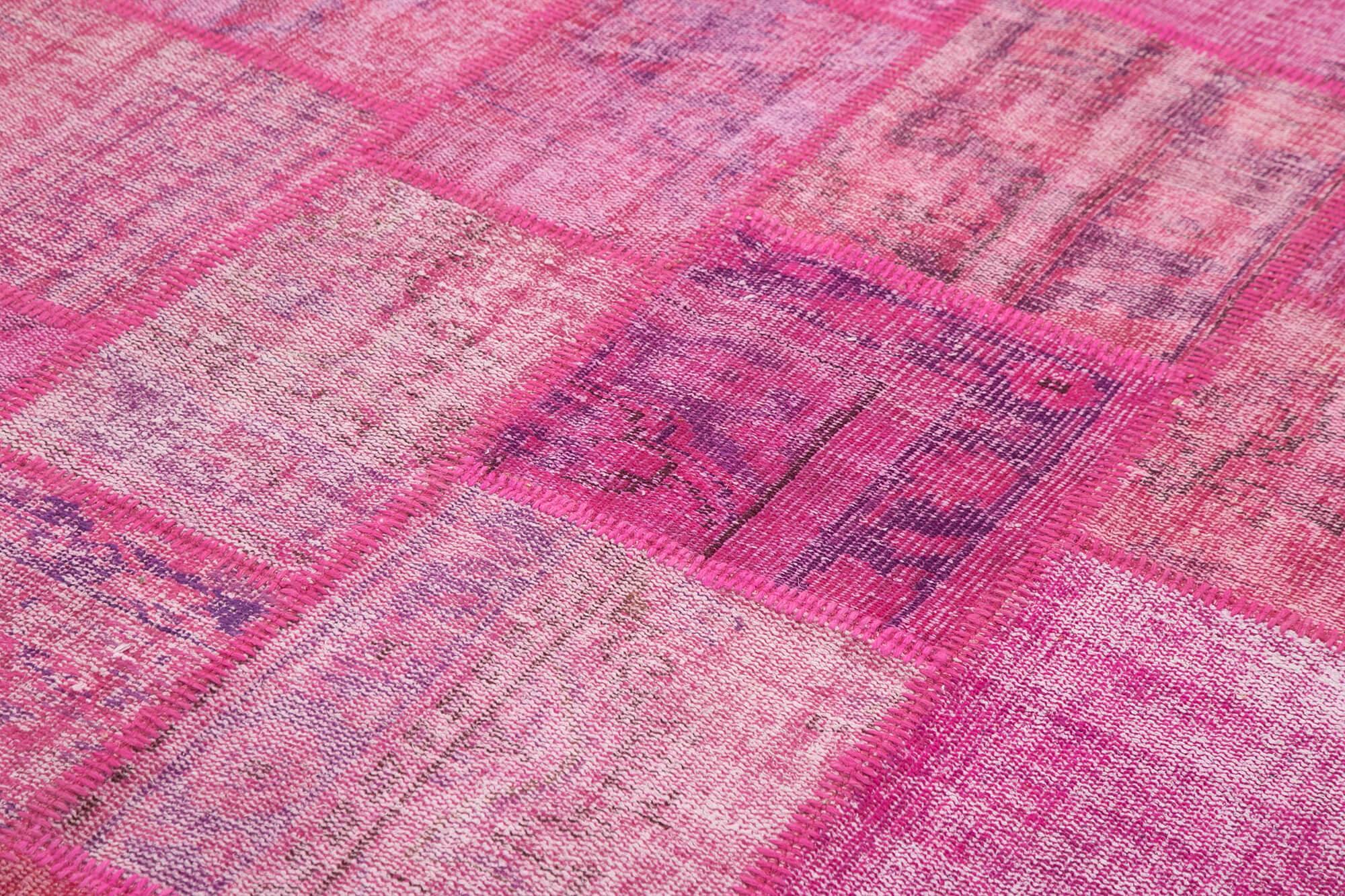 6 x 8 Pink Patchwork Rug - 2577