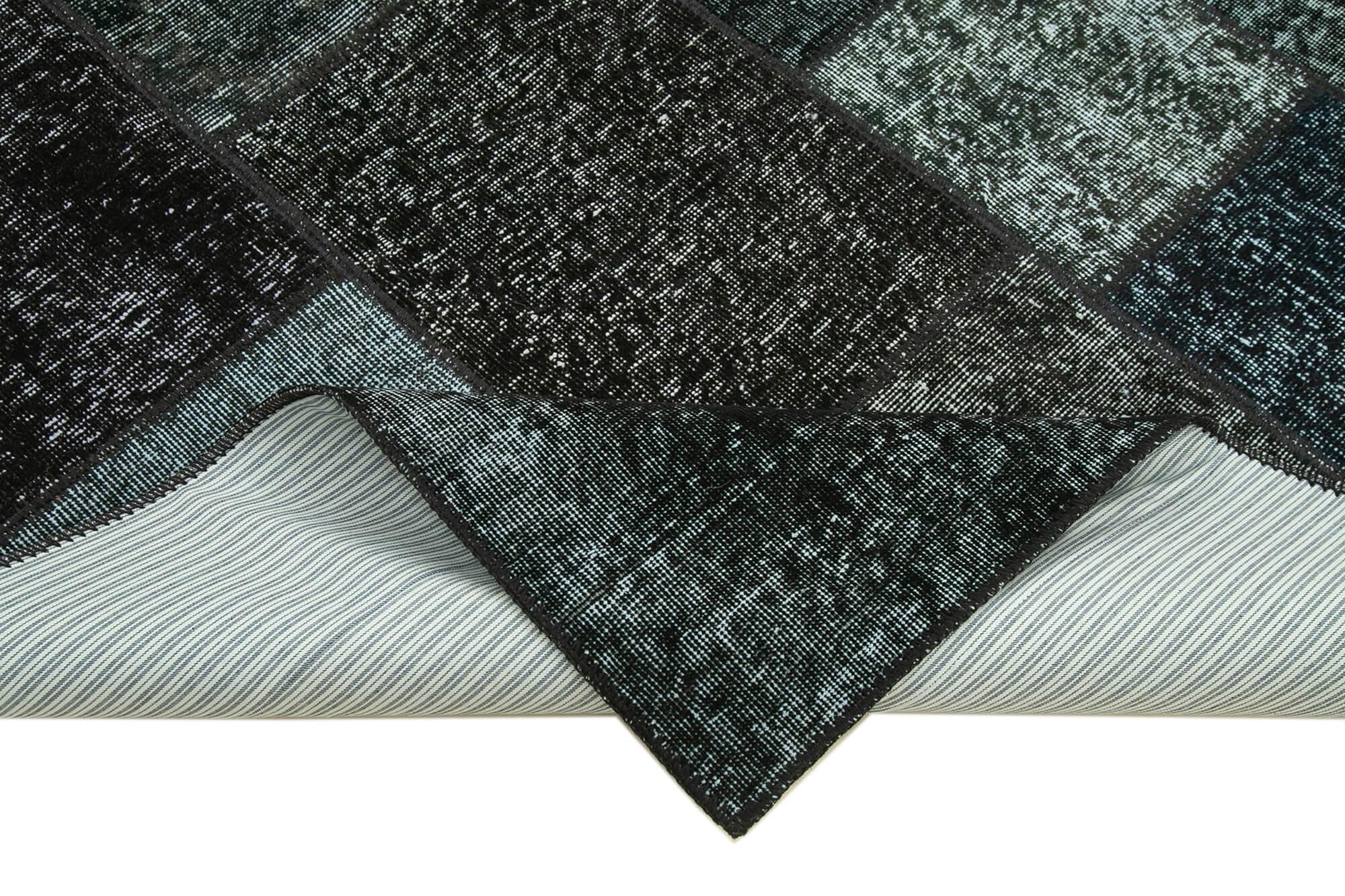 6 x 8 Black Patchwork Rug - 2582