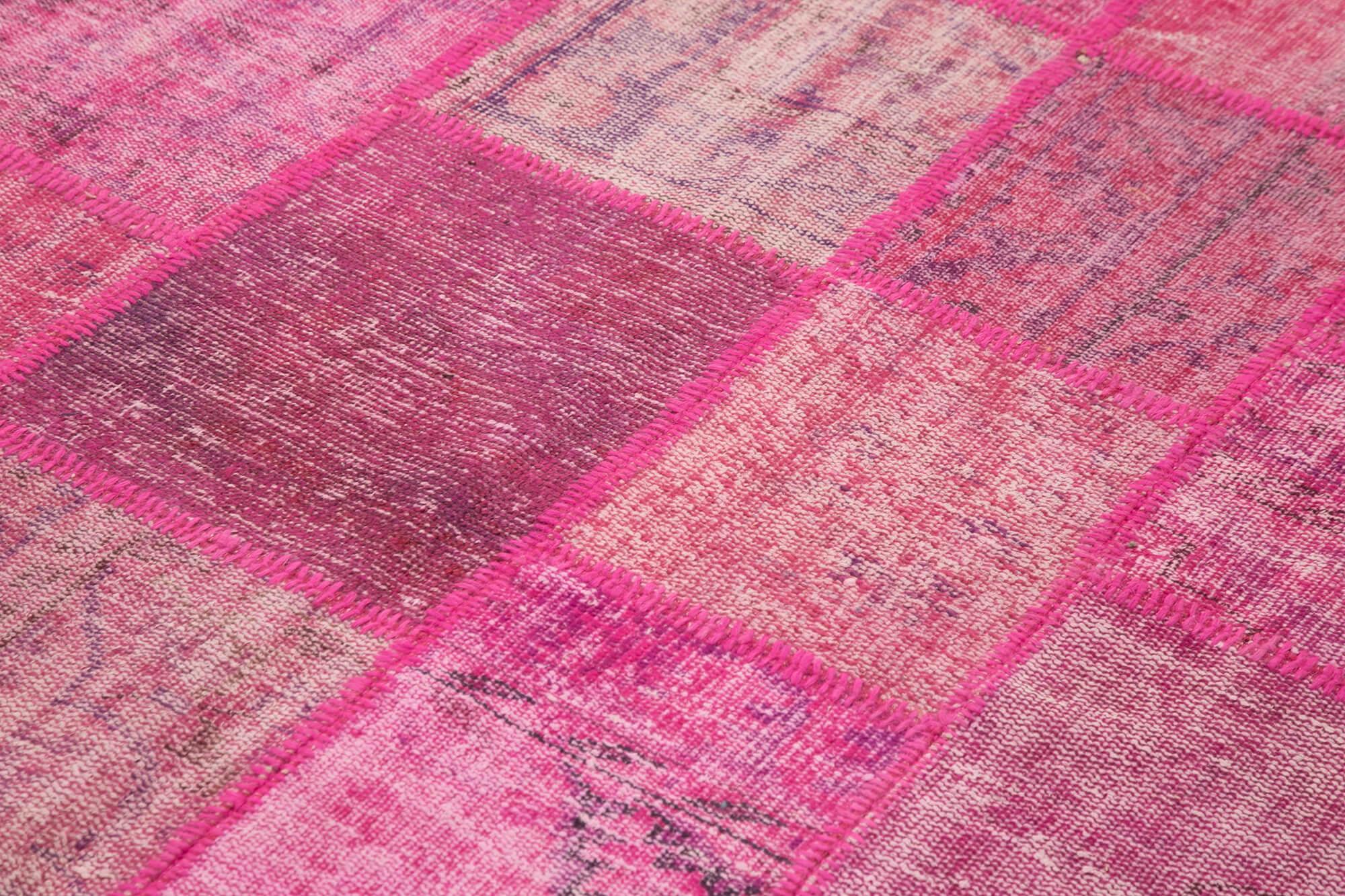 6 x 8 Pink Patchwork Rug - 2583