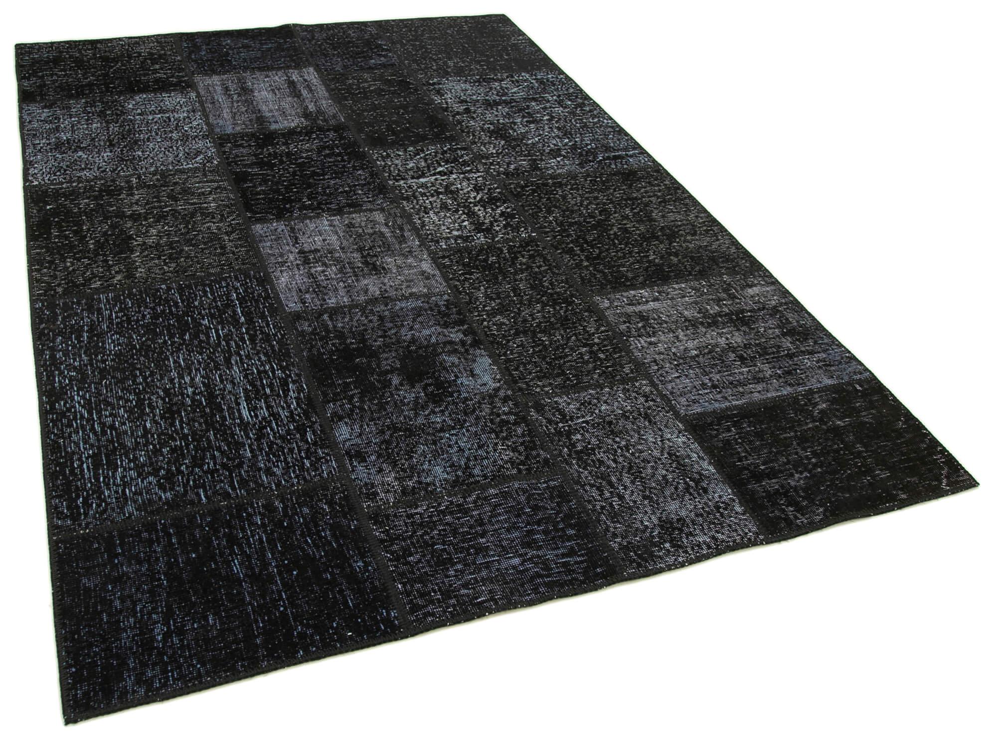 6 x 8 Black Patchwork Rug - 2587