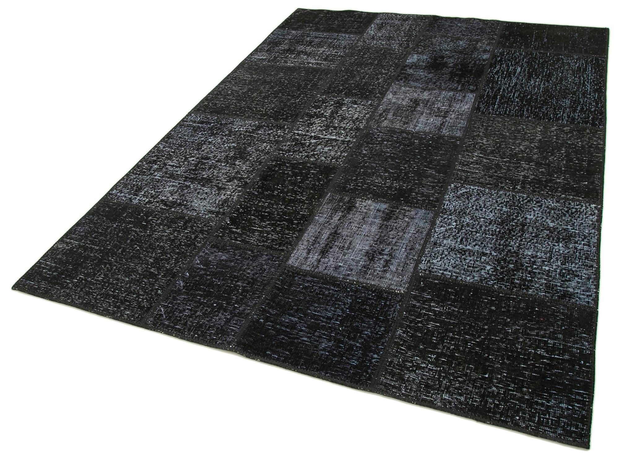 6 x 8 Black Patchwork Rug - 2587