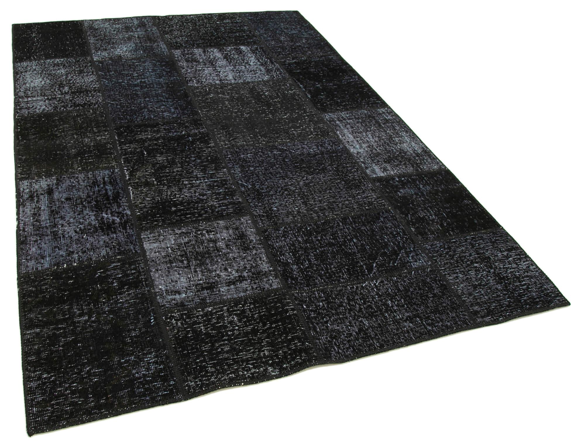 5 x 8 Black Patchwork Rug - 2589