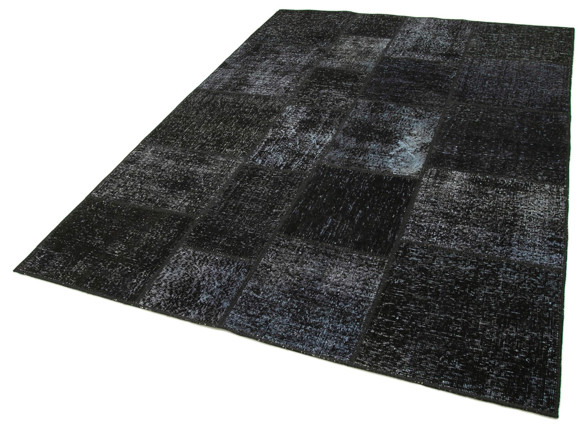 6 x 8 Black Patchwork Rug - 2590