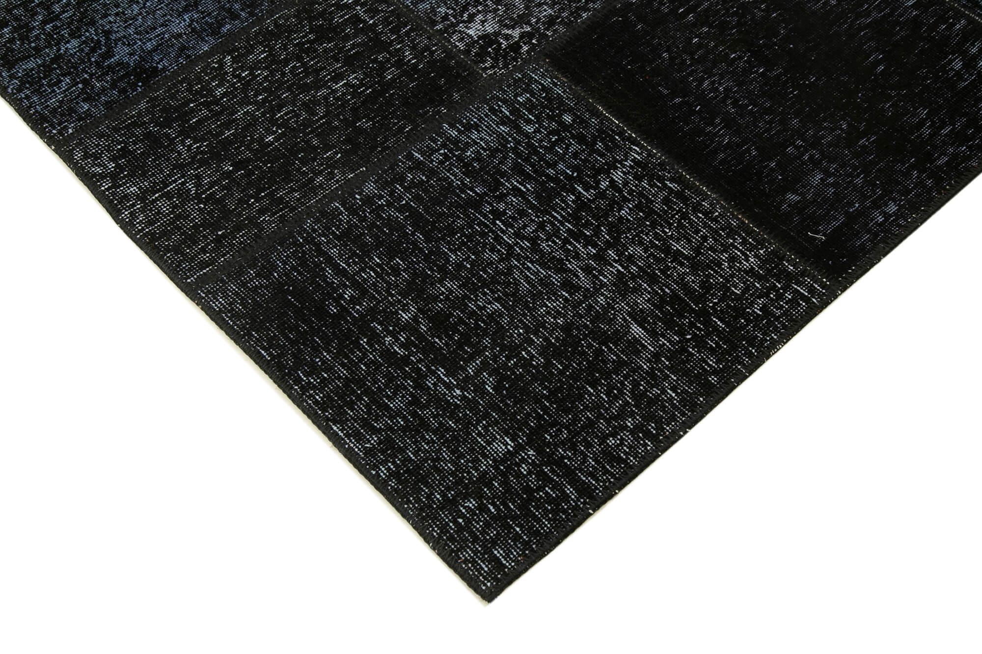 6 x 8 Black Patchwork Rug - 2596