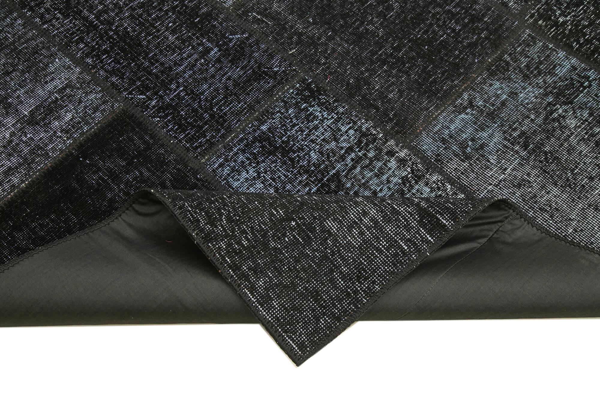 6 x 8 Black Patchwork Rug - 2596