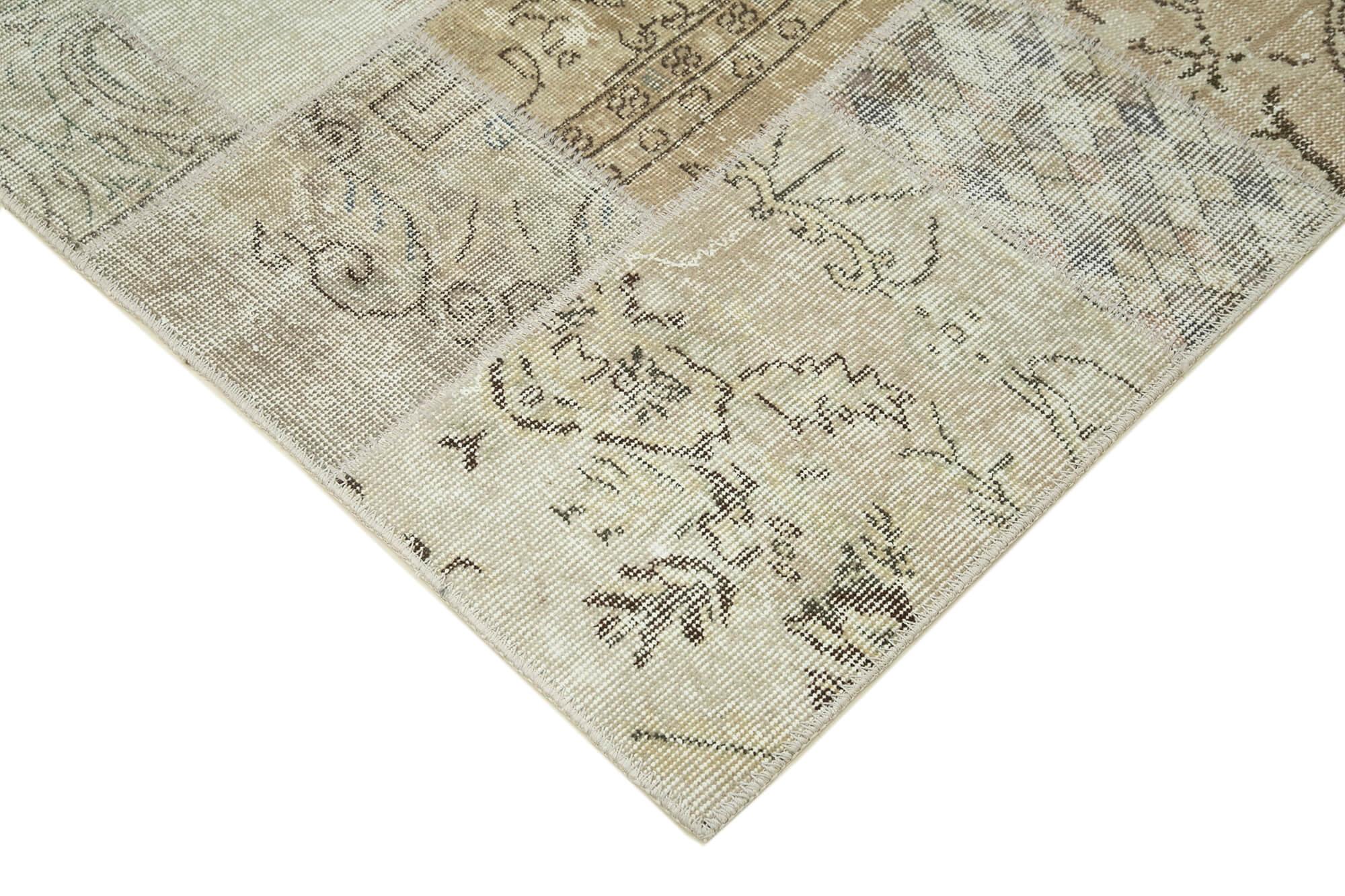 6 x 8 Beige Patchwork Rug - 2608