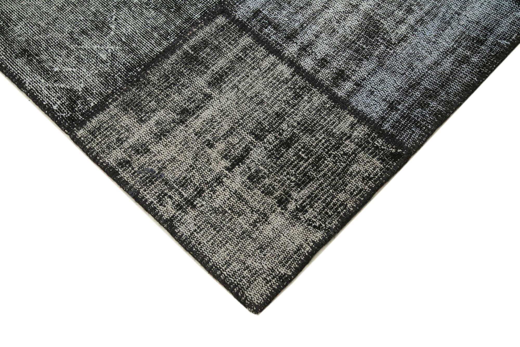 6 x 8 Black Patchwork Rug - 2609