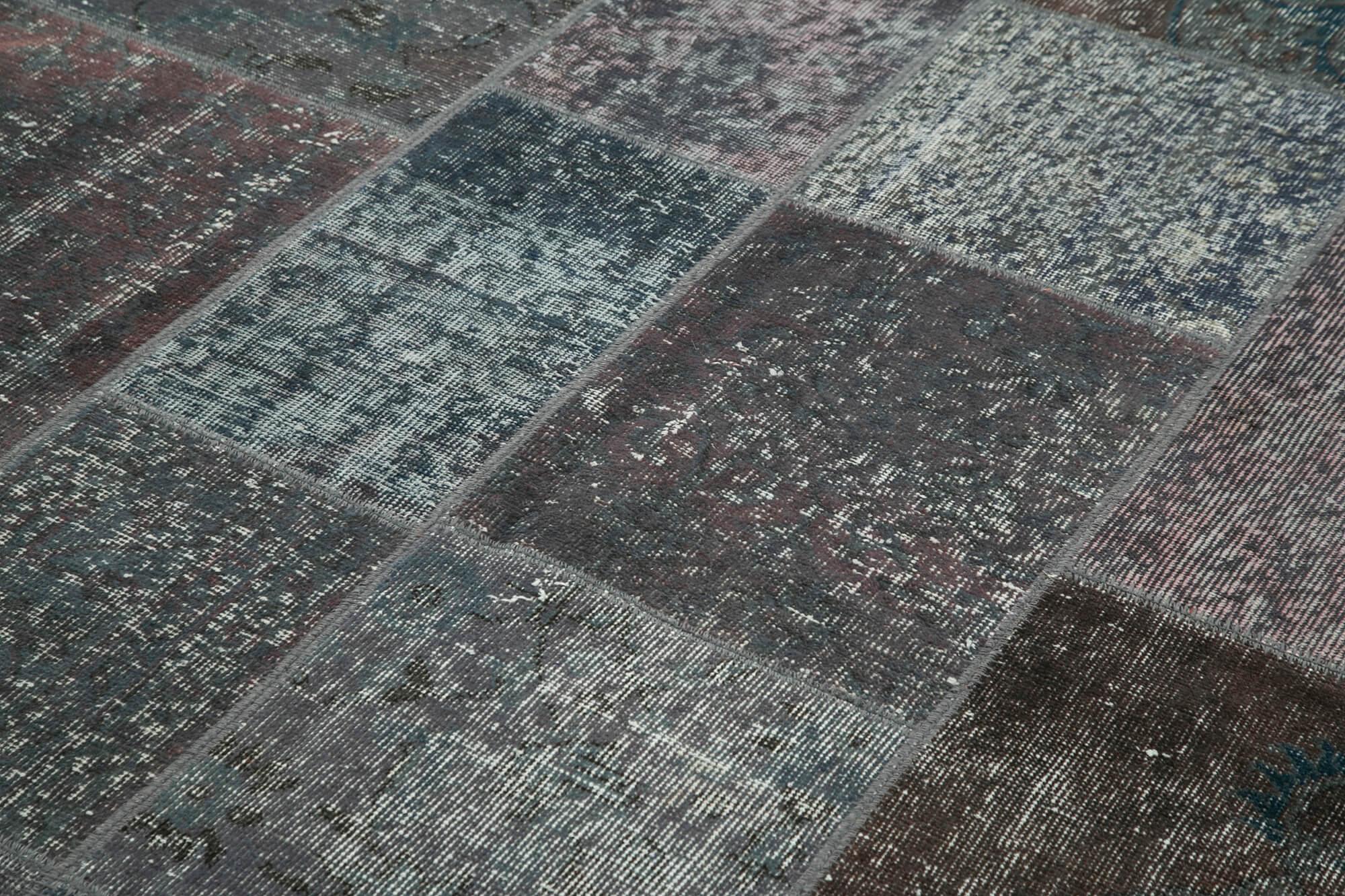 6 x 8 Grey Patchwork Rug - 2610