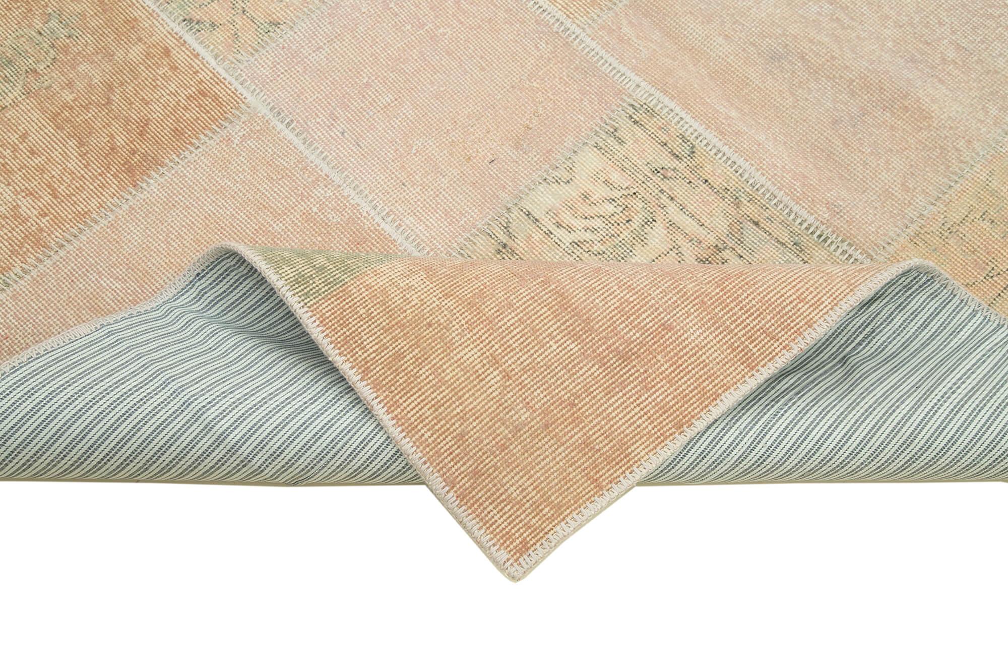 6 x 8 Beige Patchwork Rug - 2617