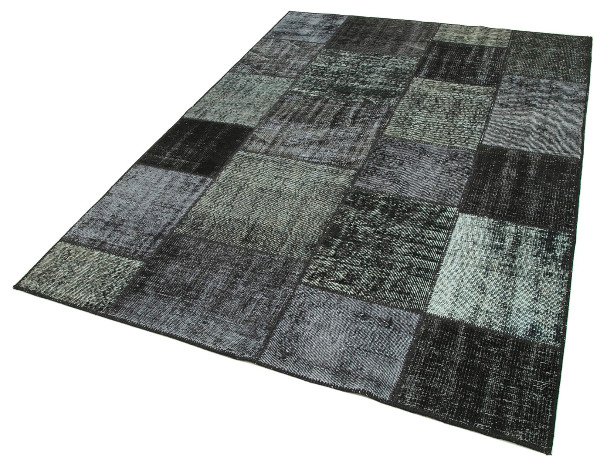 5 x 8 Black Patchwork Rug - 2623