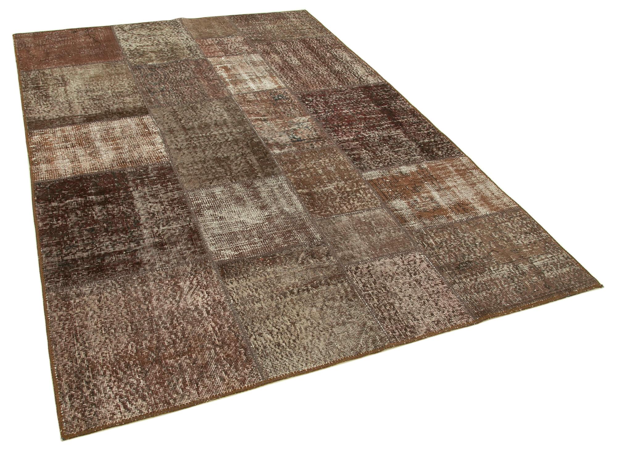 6 x 8 Brown Patchwork Rug - 2626