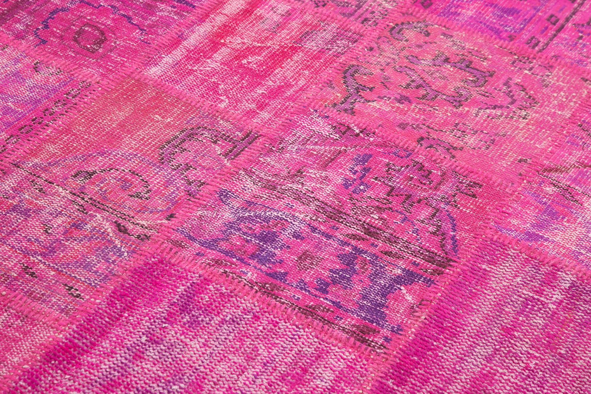 6 x 8 Pink Patchwork Rug - 2630