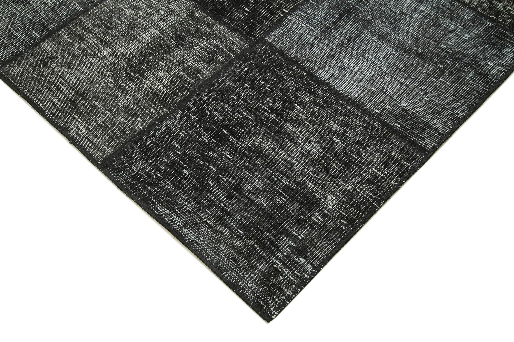 6 x 8 Black Patchwork Rug - 2643