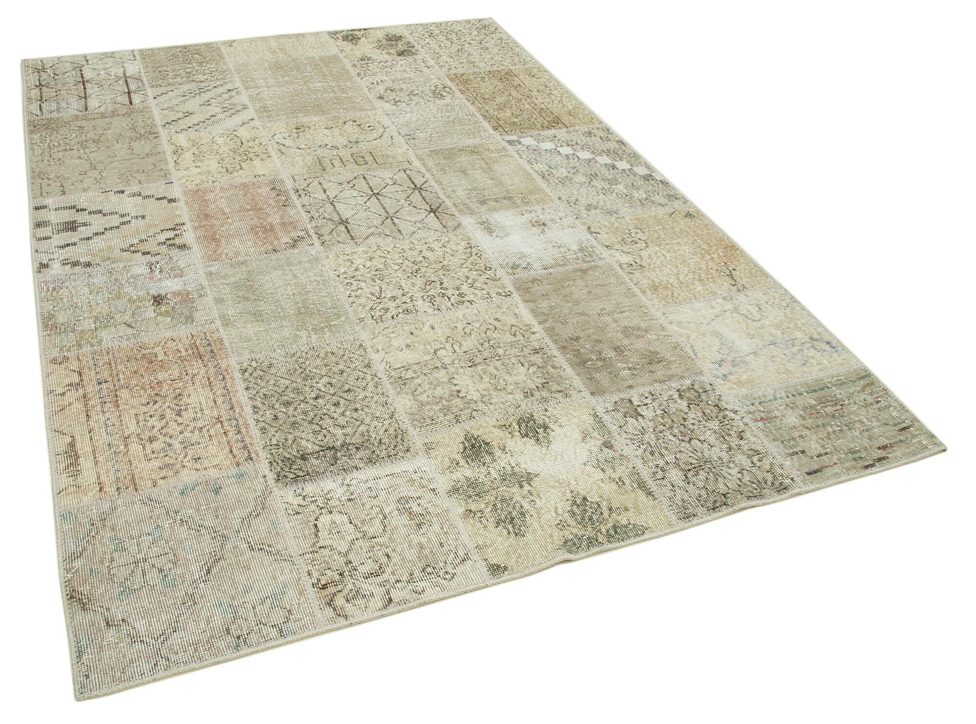 6 x 8 Beige Patchwork Rug - 2646