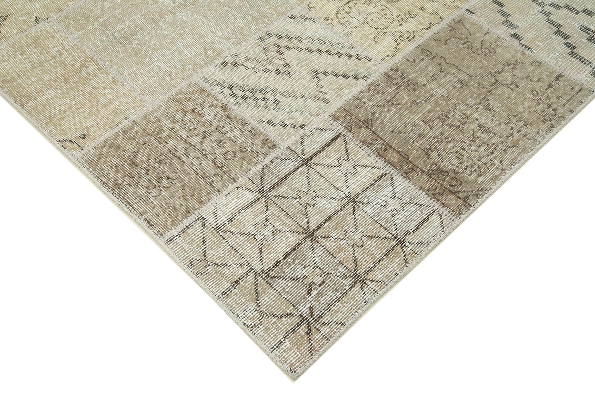 6 x 8 Beige Patchwork Rug - 2646