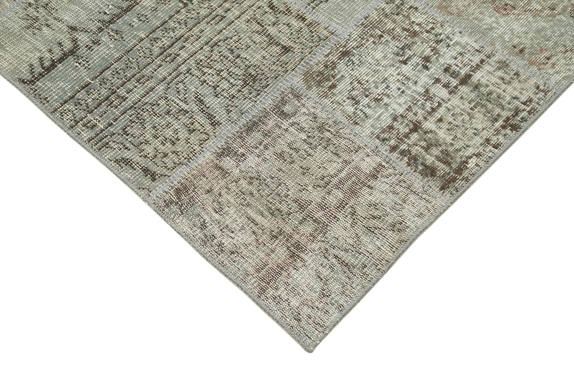 5 x 8 Grey Patchwork Rug - 2656