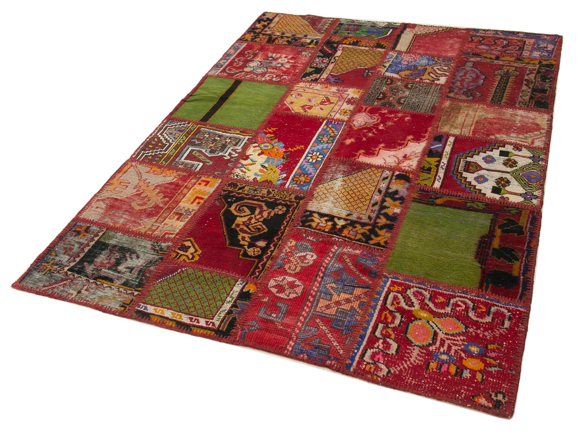 4 x 7 Red Patchwork Rug - 2679