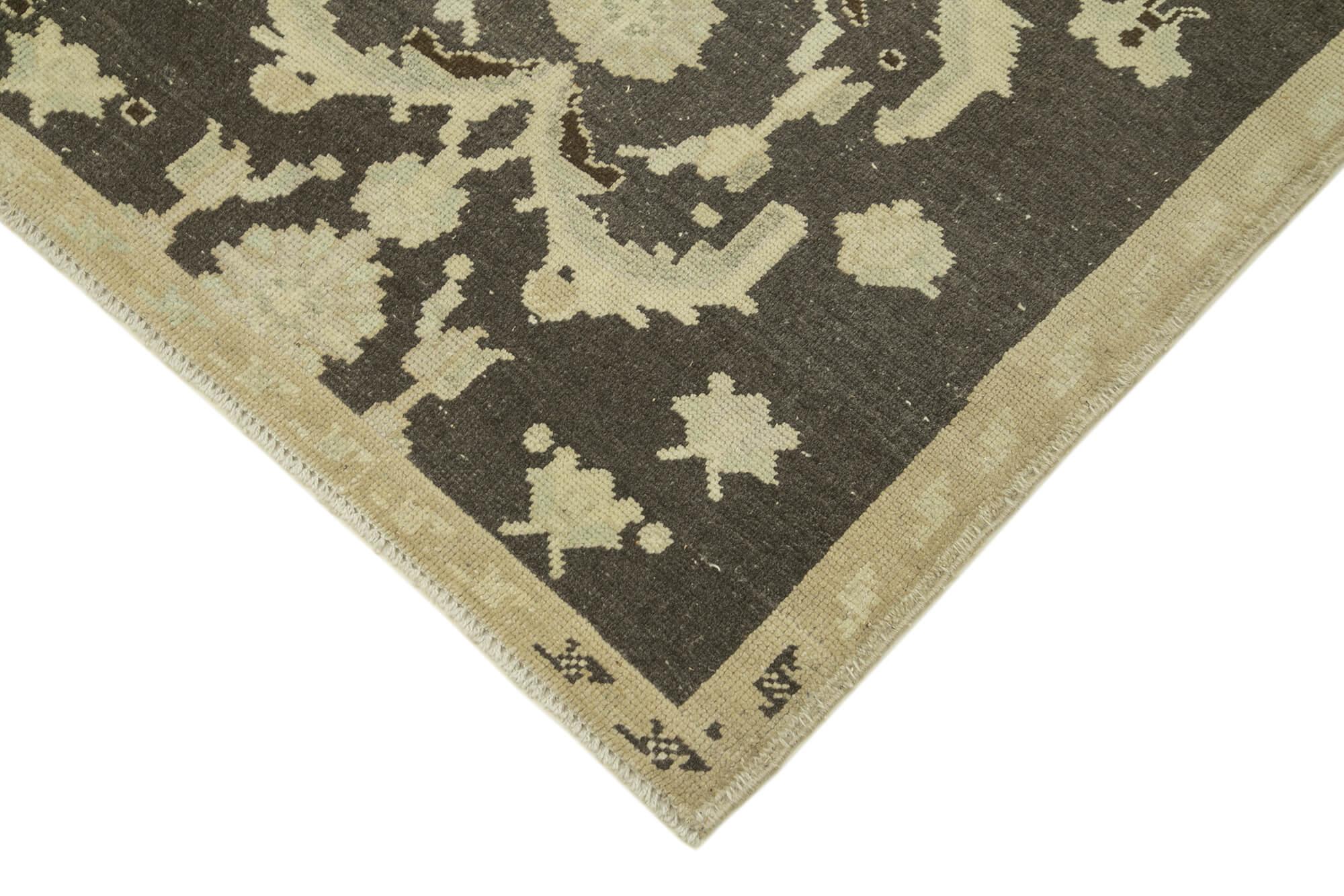 5 x 9 Beige Vintage Anatolian Rug - 2685