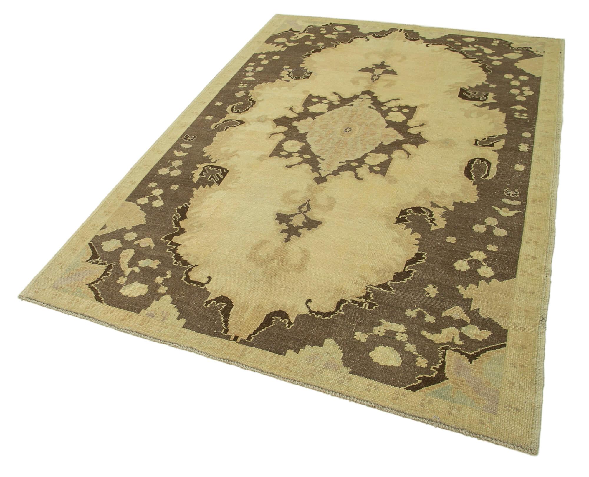 5 x 8 Beige Vintage Anatolian Rug - 2687