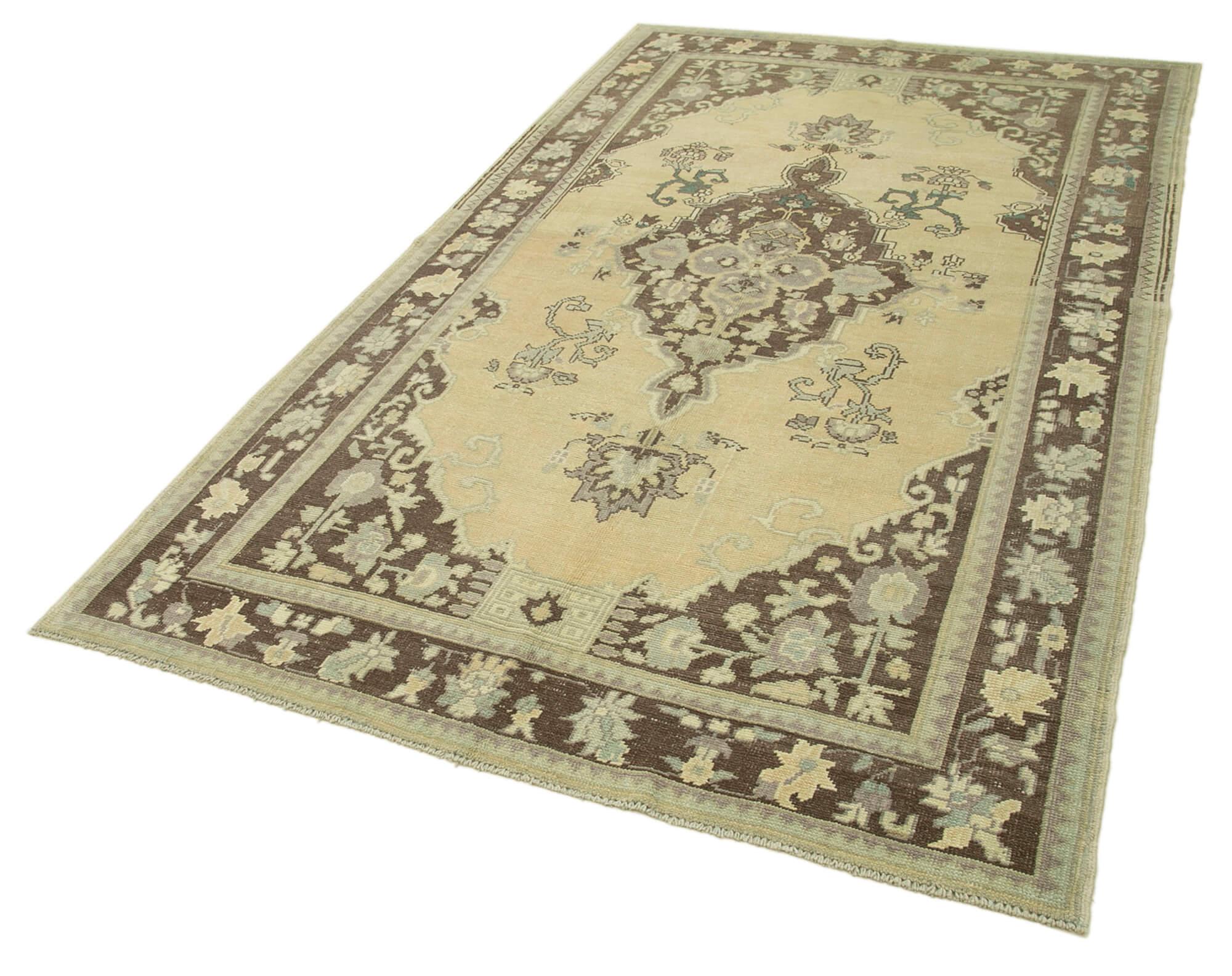 5 x 9 Beige Vintage Anatolian Rug - 2688