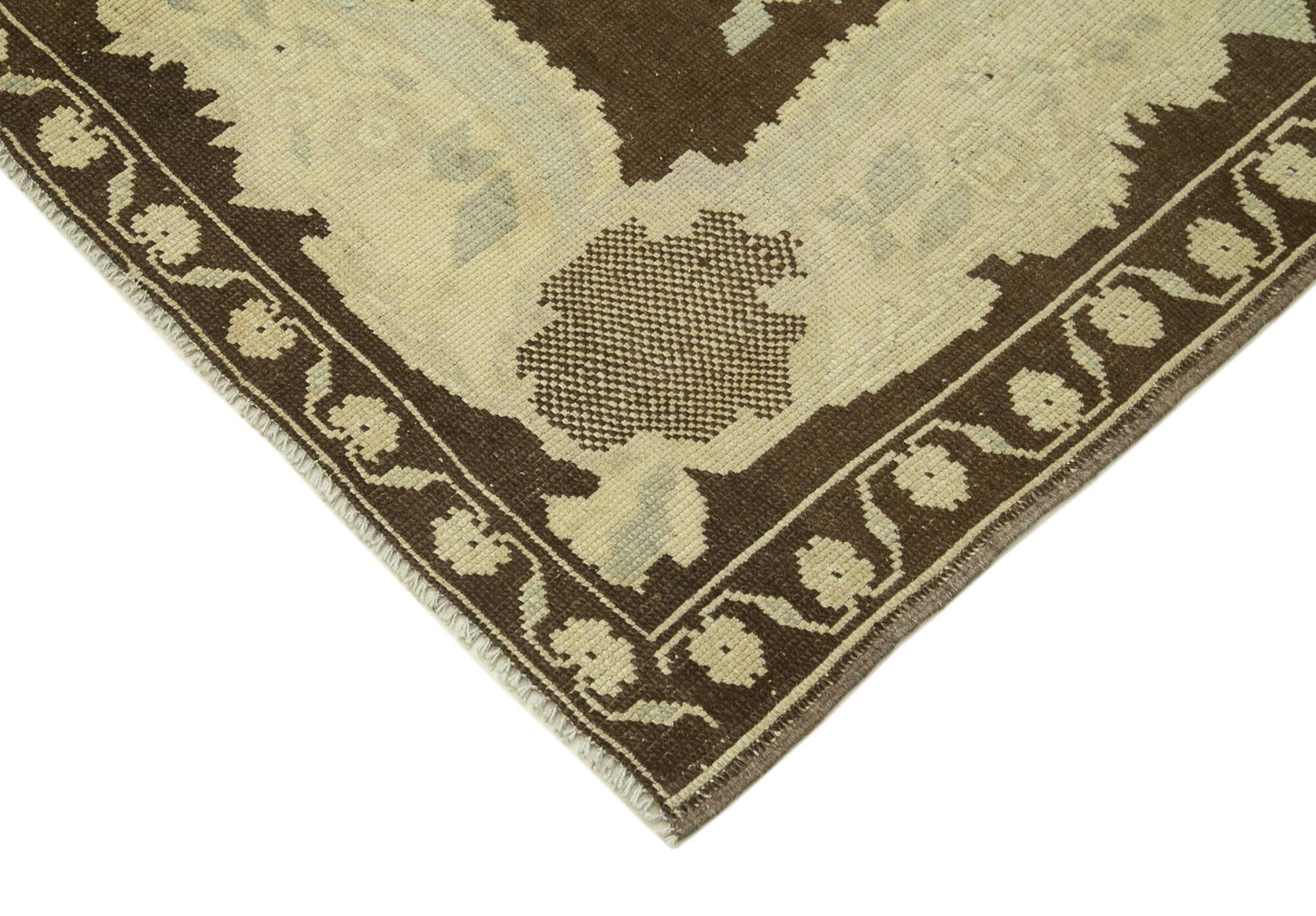 5 x 7 Beige Vintage Anatolian Rug - 2690