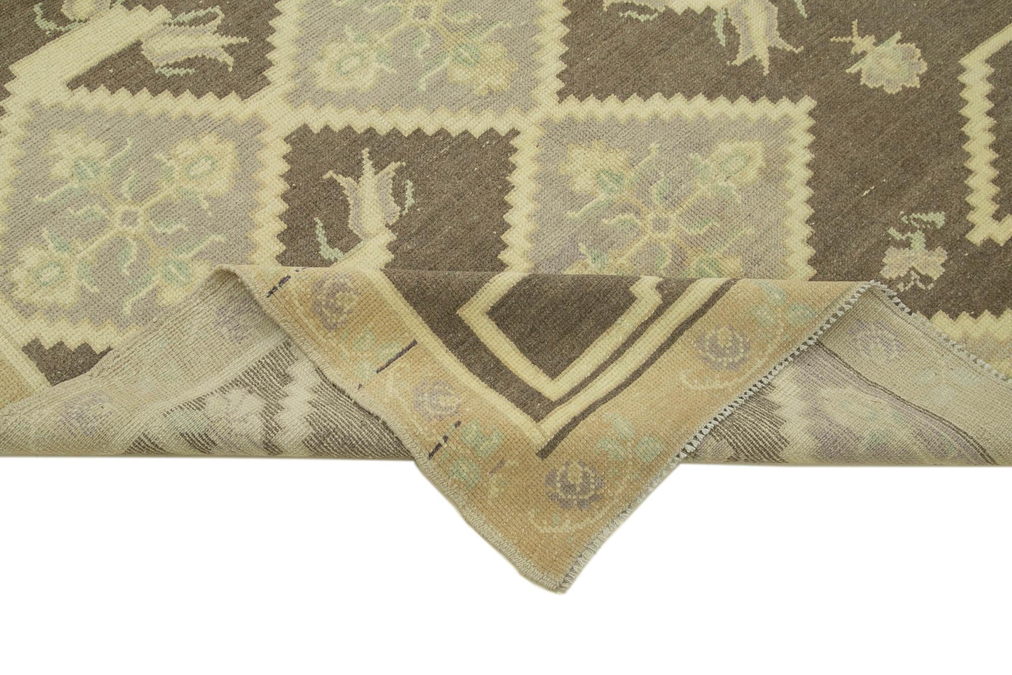 5 x 8 Beige Vintage Anatolian Rug - 2692