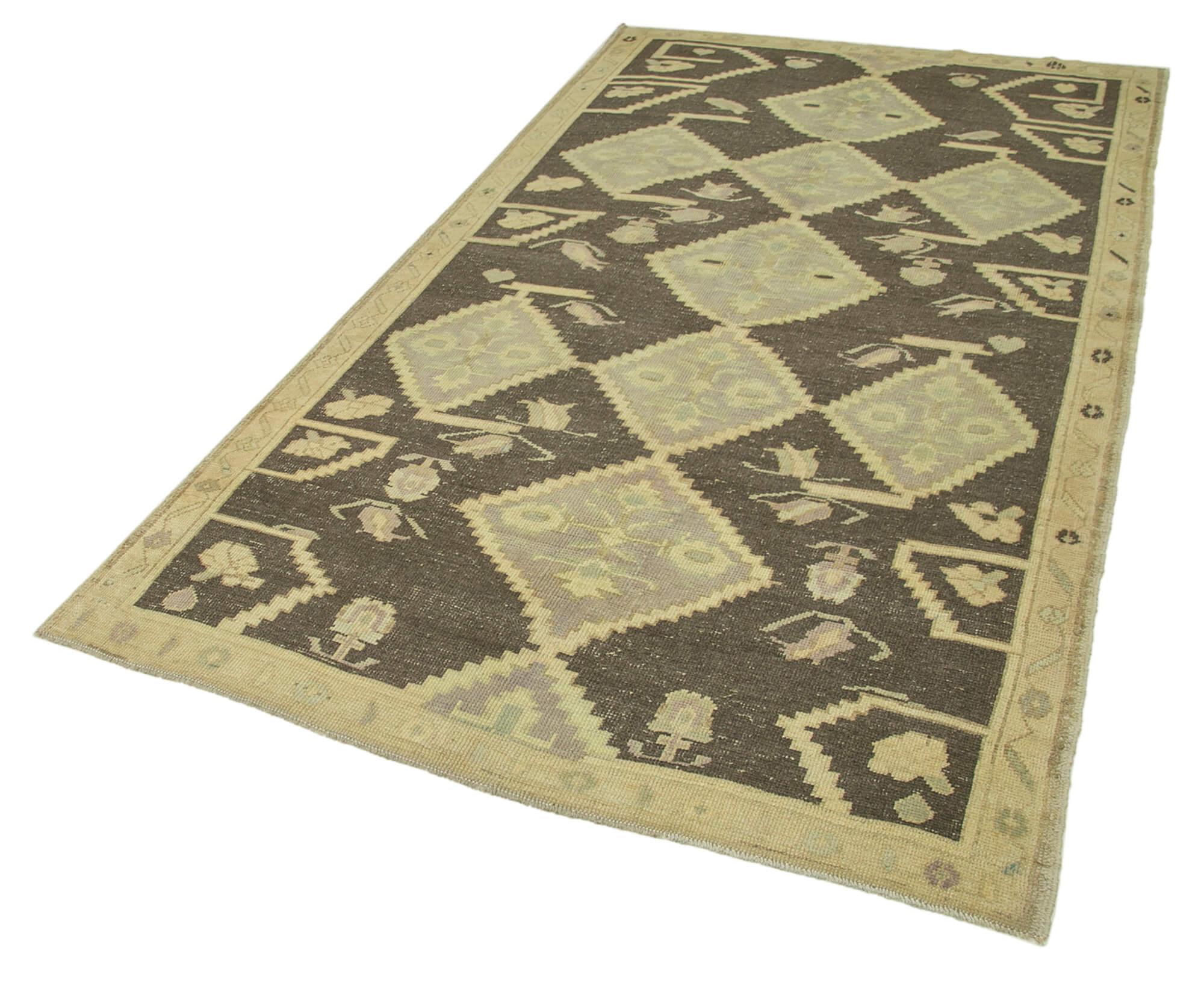 5 x 9 Beige Vintage Anatolian Rug - 2693