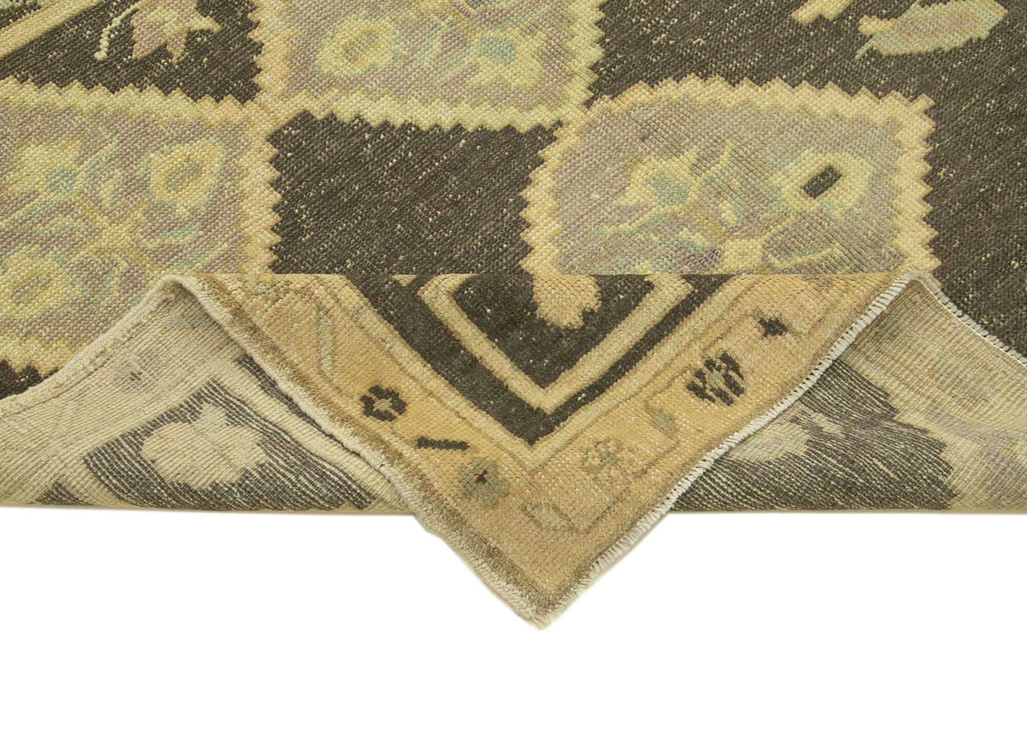 5 x 9 Beige Vintage Anatolian Rug - 2693