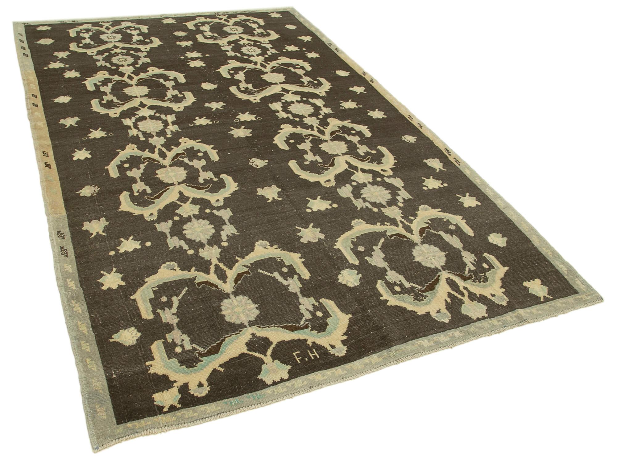 5 x 9 Brown Vintage Anatolian Rug - 2696