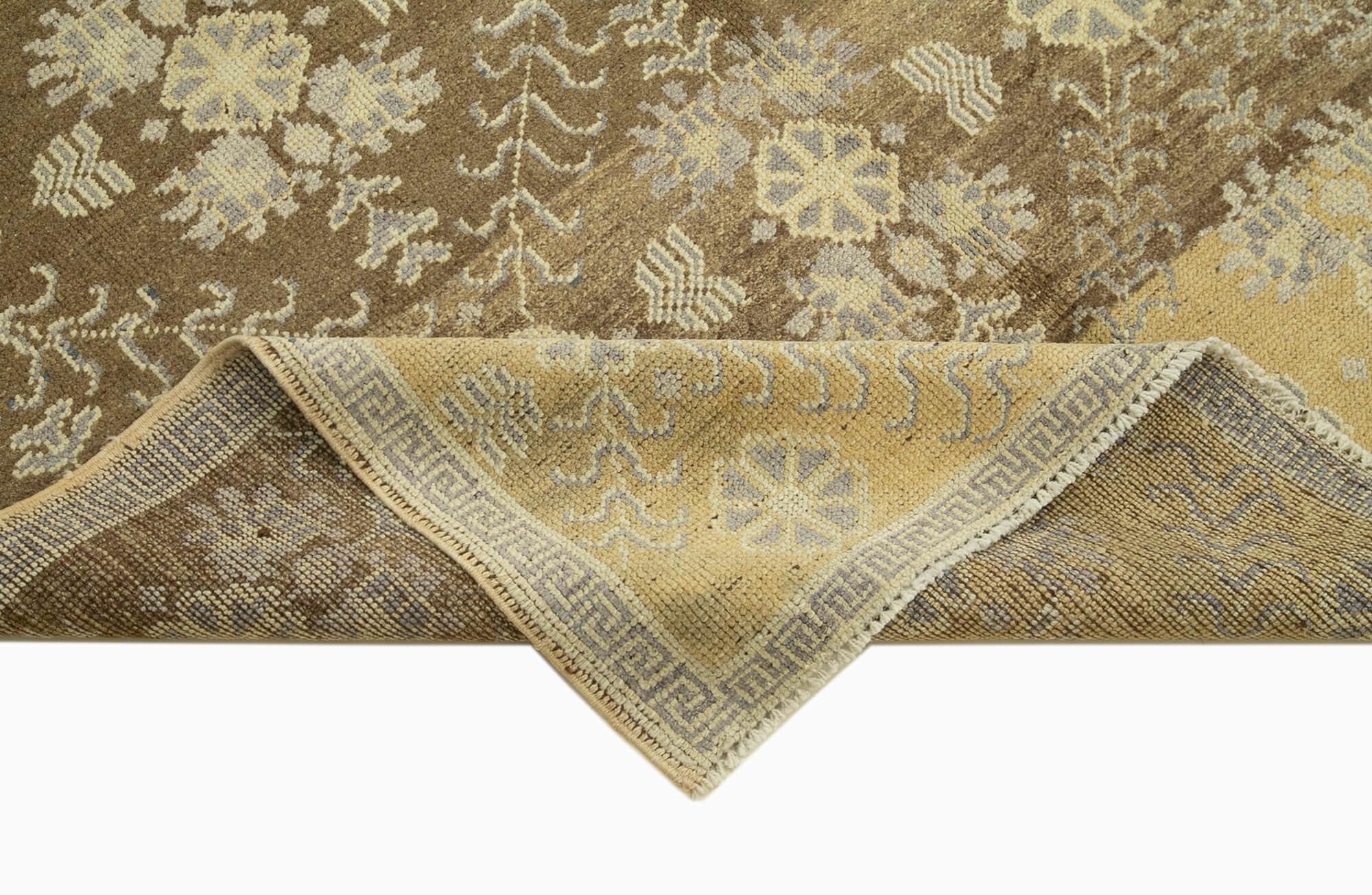 5 x 8 Beige Vintage Anatolian Rug - 2697